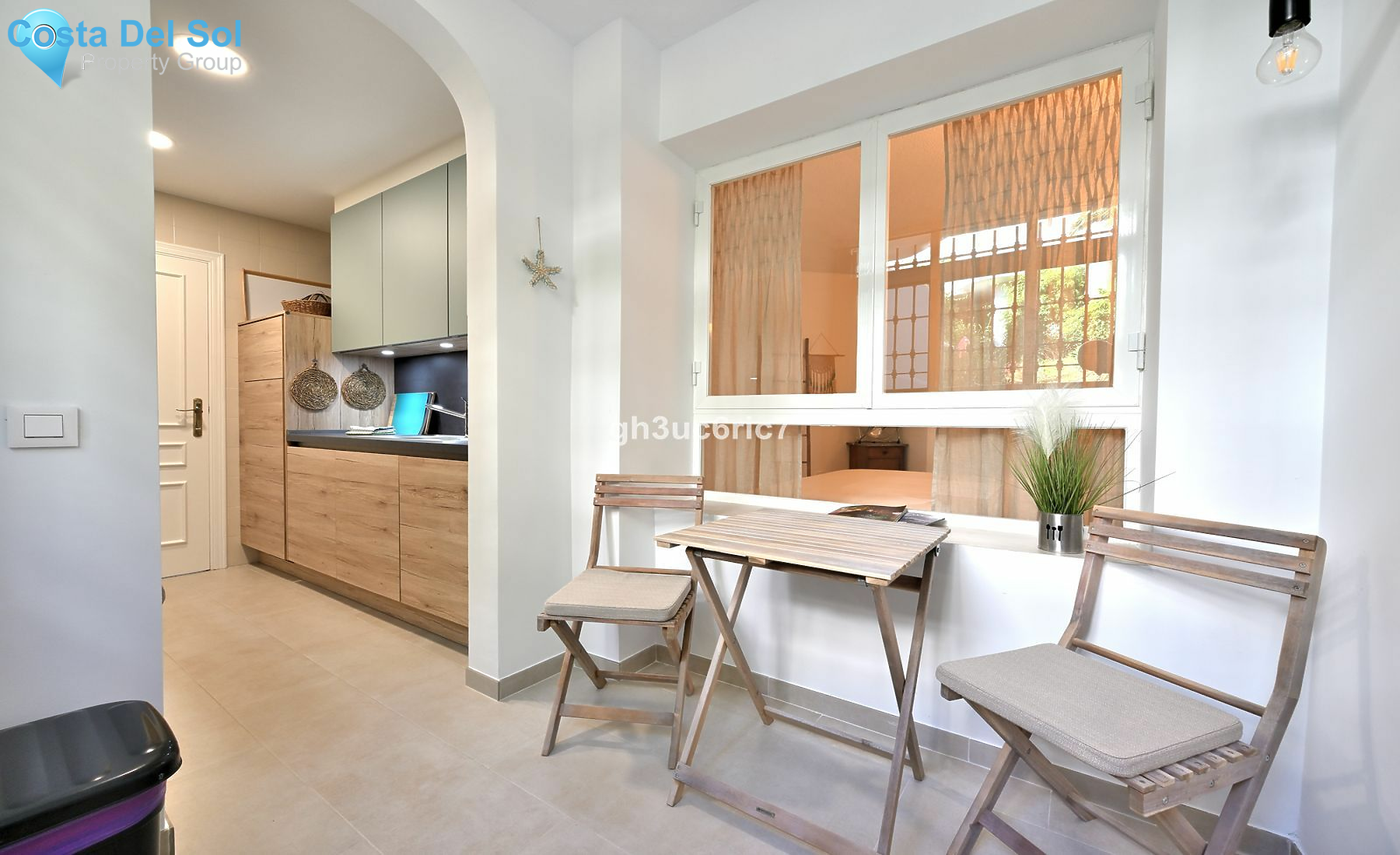 Middle Floor Apartment in Calahonda-1419547
