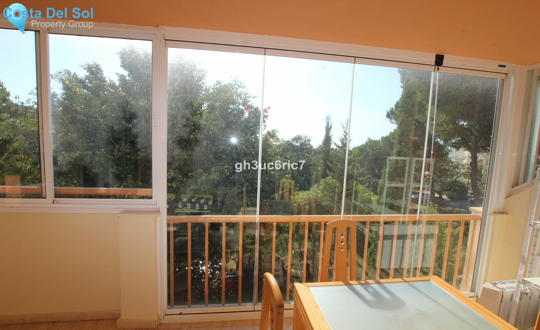 Middle Floor Apartment in Calahonda-1419989