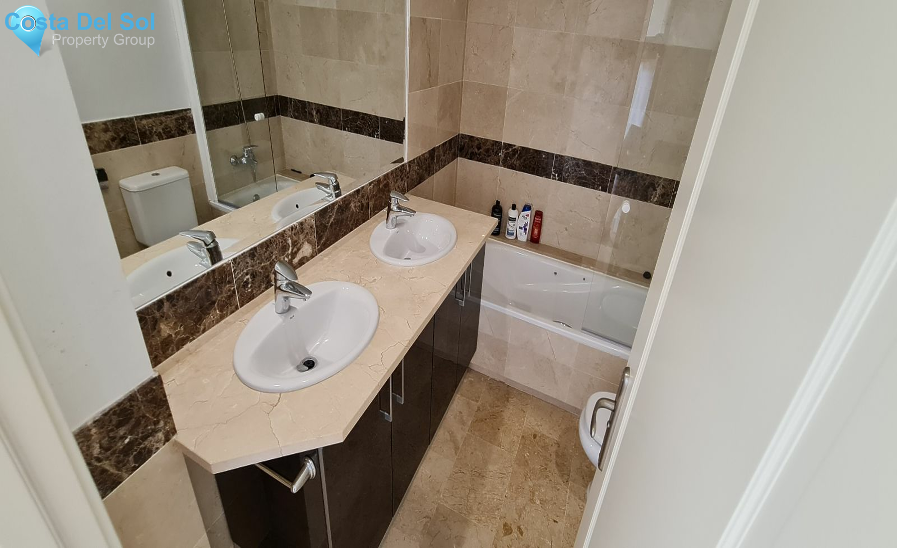 Middle Floor Apartment in Calahonda-1420552