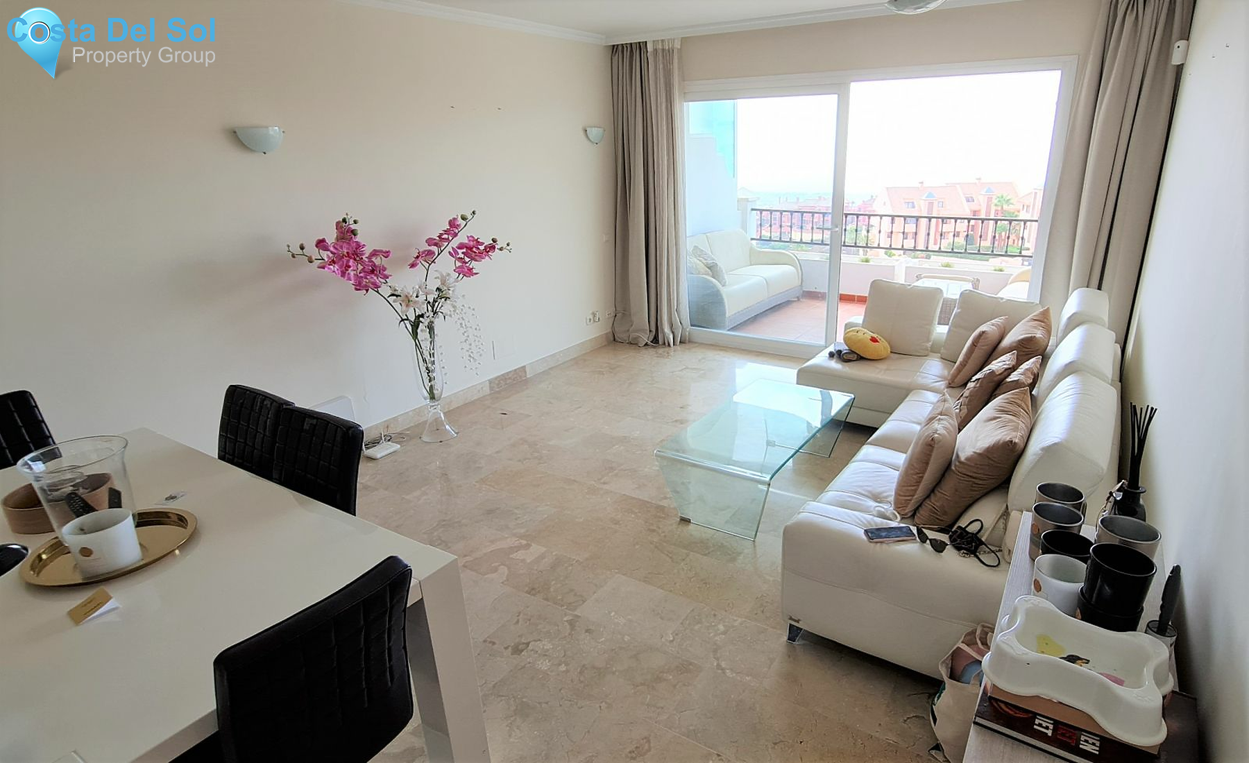 Middle Floor Apartment in Calahonda-1420544