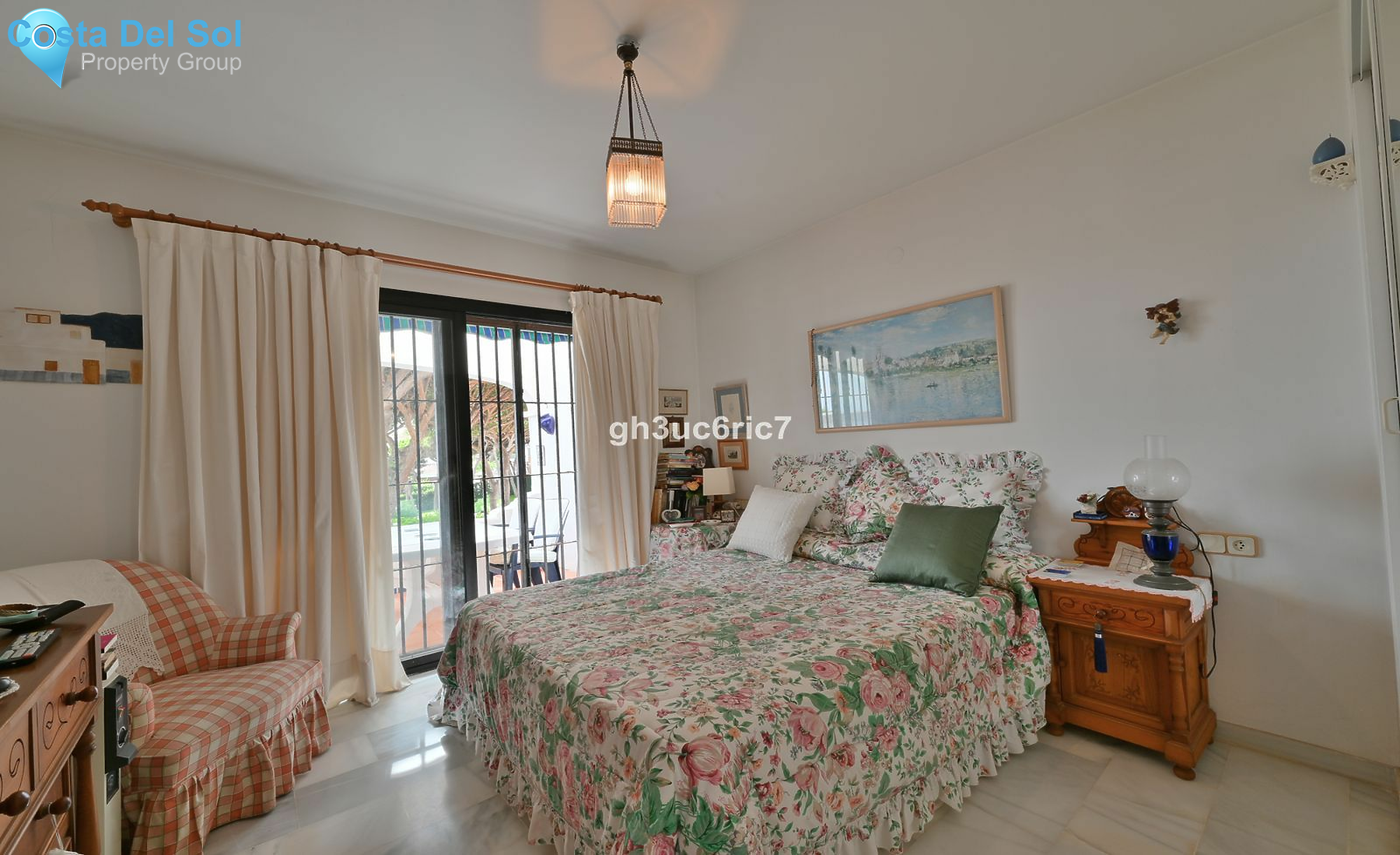 Middle Floor Apartment in Calahonda-1424086