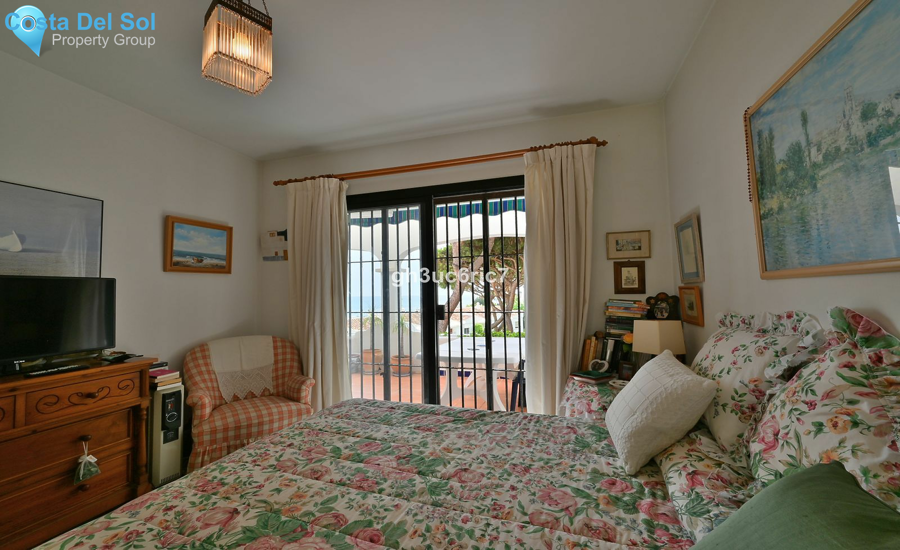 Middle Floor Apartment in Calahonda-1424078