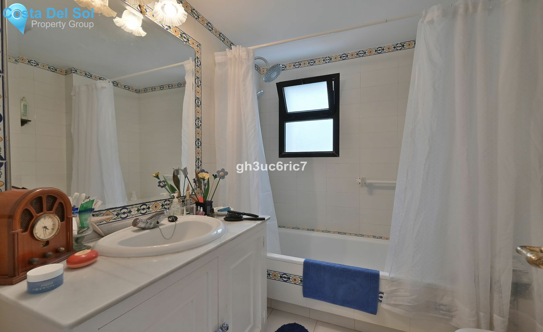 Middle Floor Apartment in Calahonda-1424080