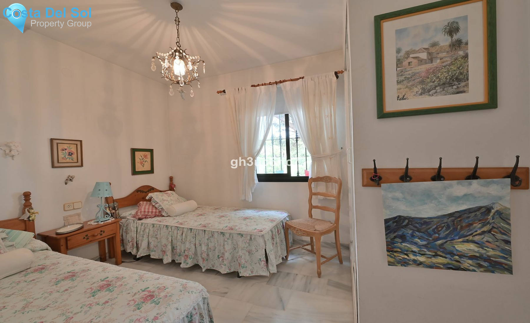 Middle Floor Apartment in Calahonda-1424084
