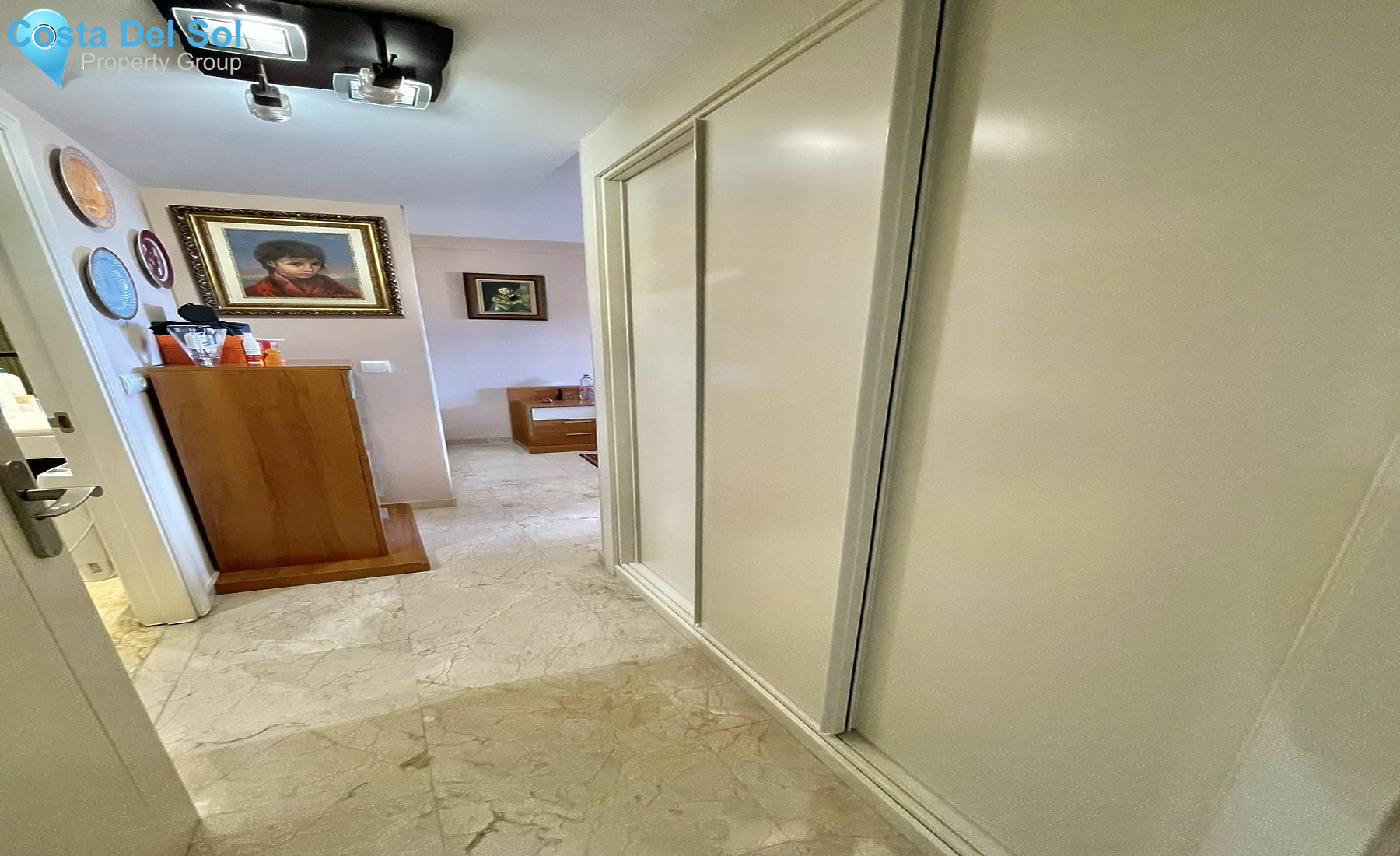 Middle Floor Apartment in Calahonda-1426496