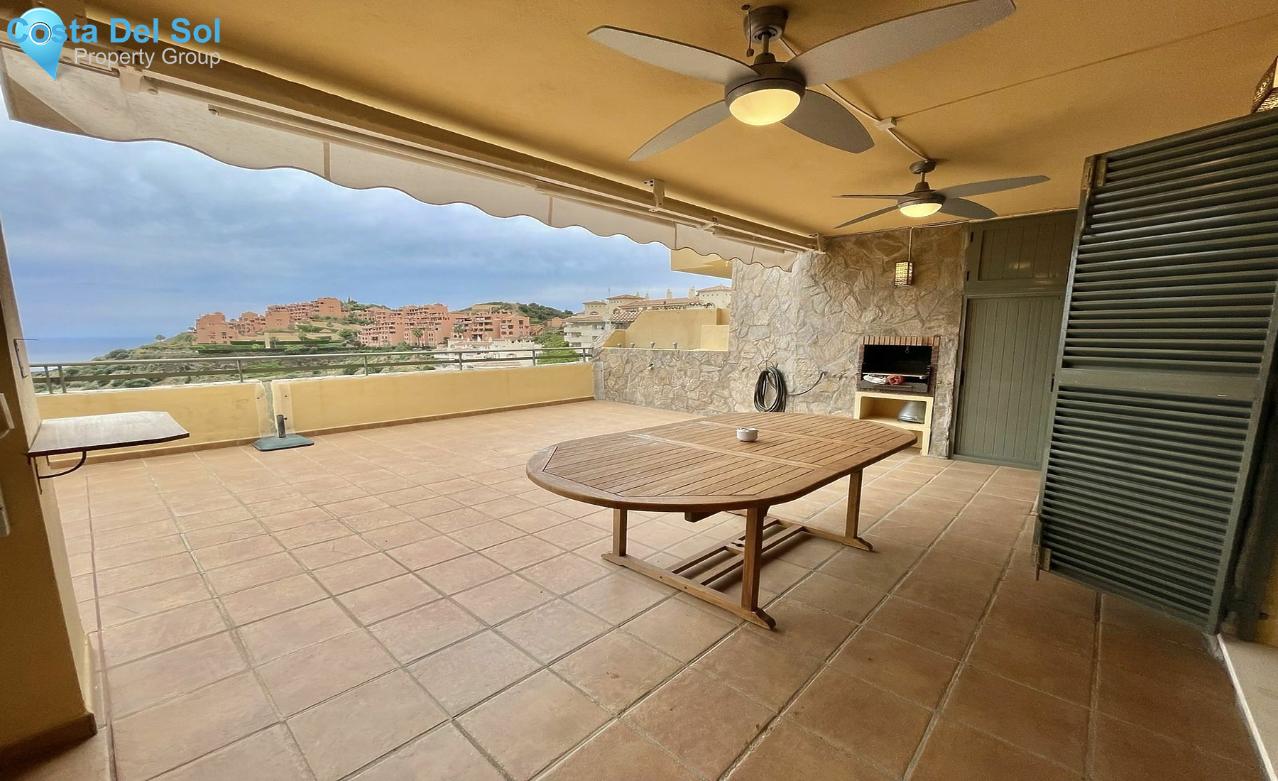 Middle Floor Apartment in Calahonda-1426499