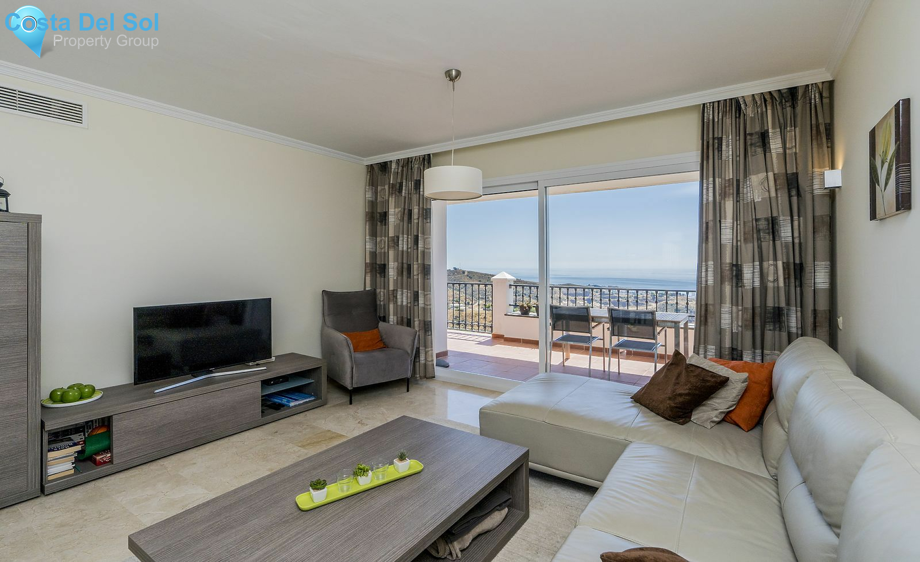 Middle Floor Apartment in Calahonda-1450588
