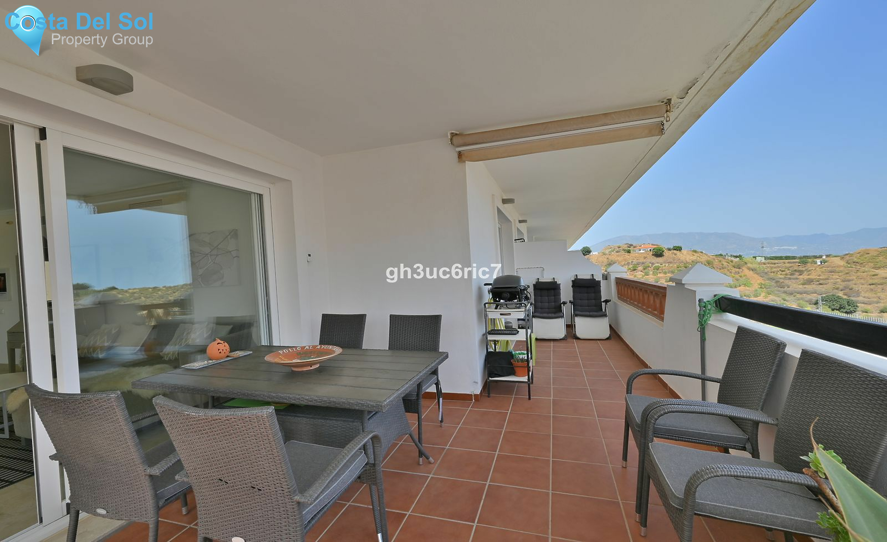 Middle Floor Apartment in Calahonda