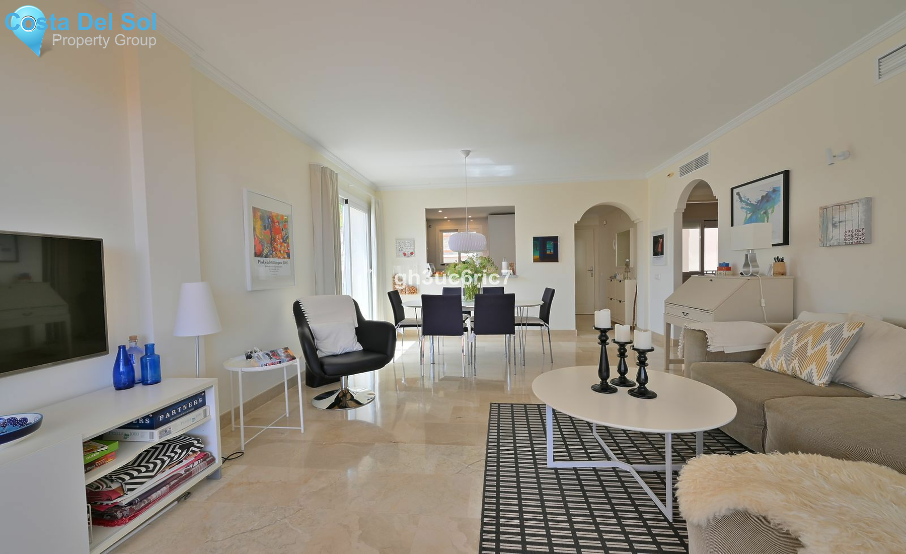 Middle Floor Apartment in Calahonda-1450604