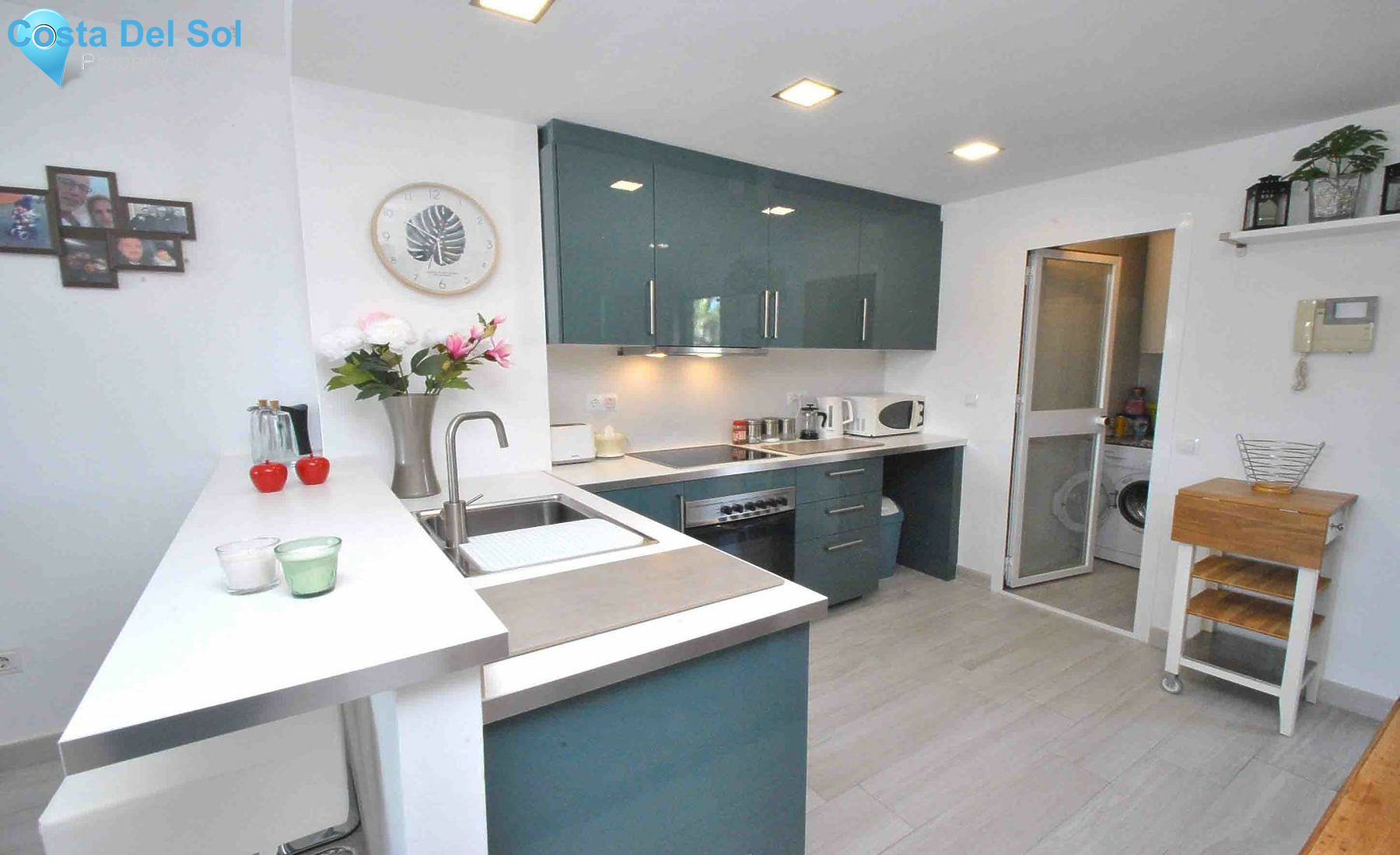 Middle Floor Apartment in Calahonda-1463658