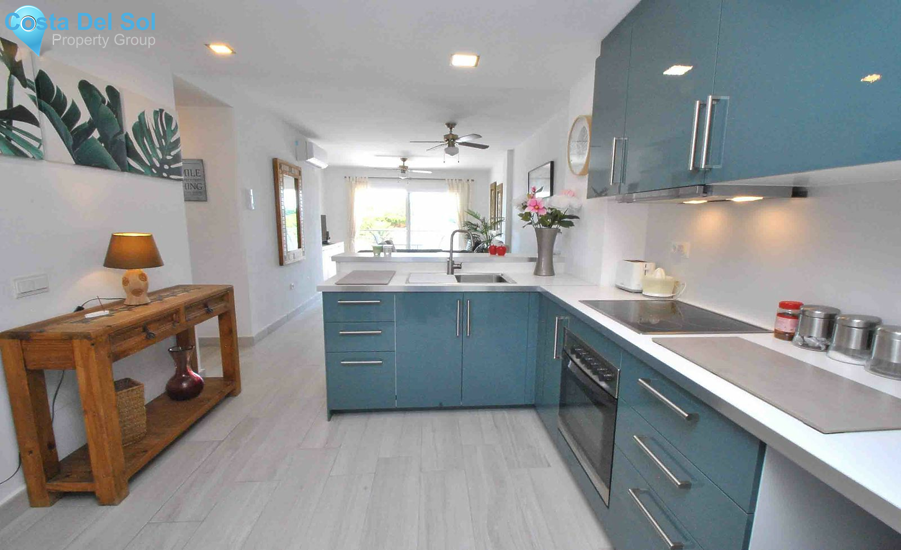 Middle Floor Apartment in Calahonda-1463659