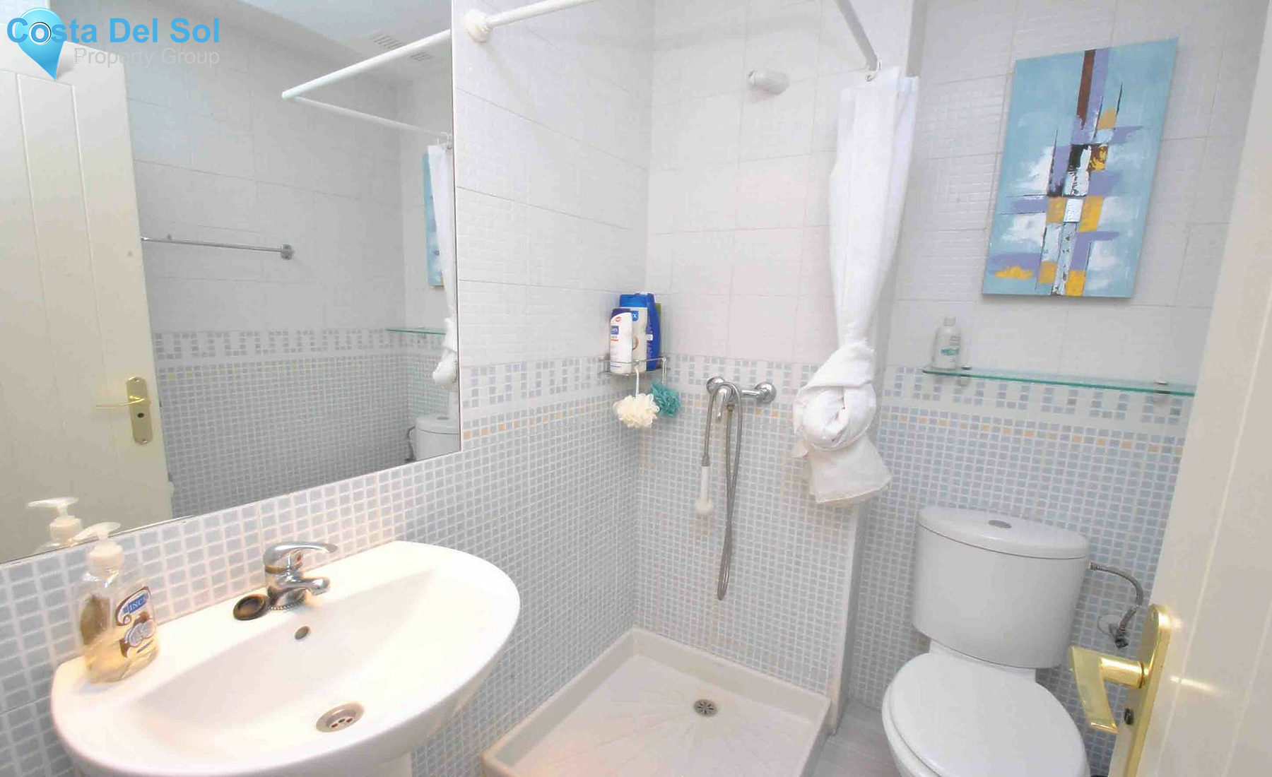 Middle Floor Apartment in Calahonda-1463663