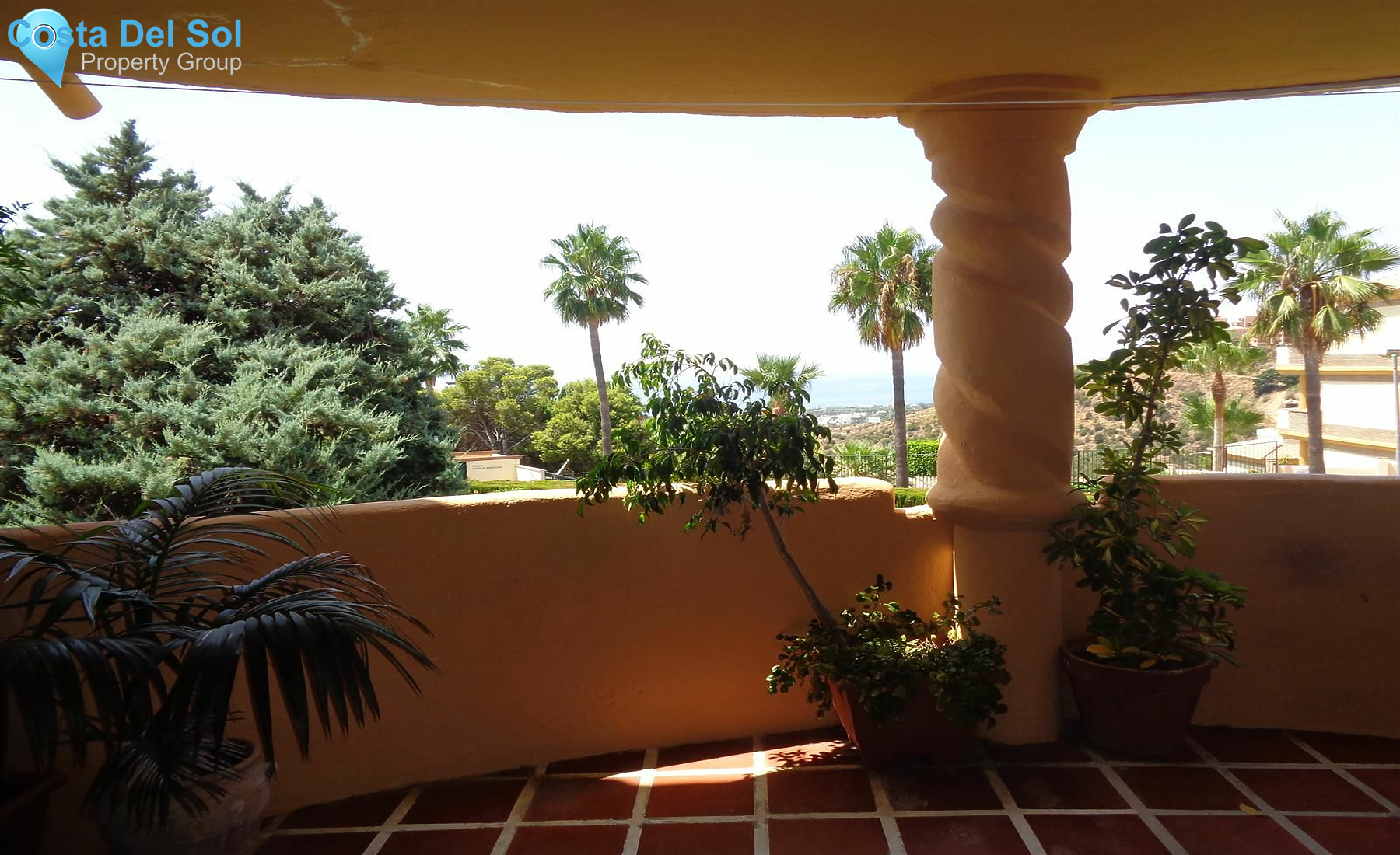 Middle Floor Apartment in Calahonda-1464924