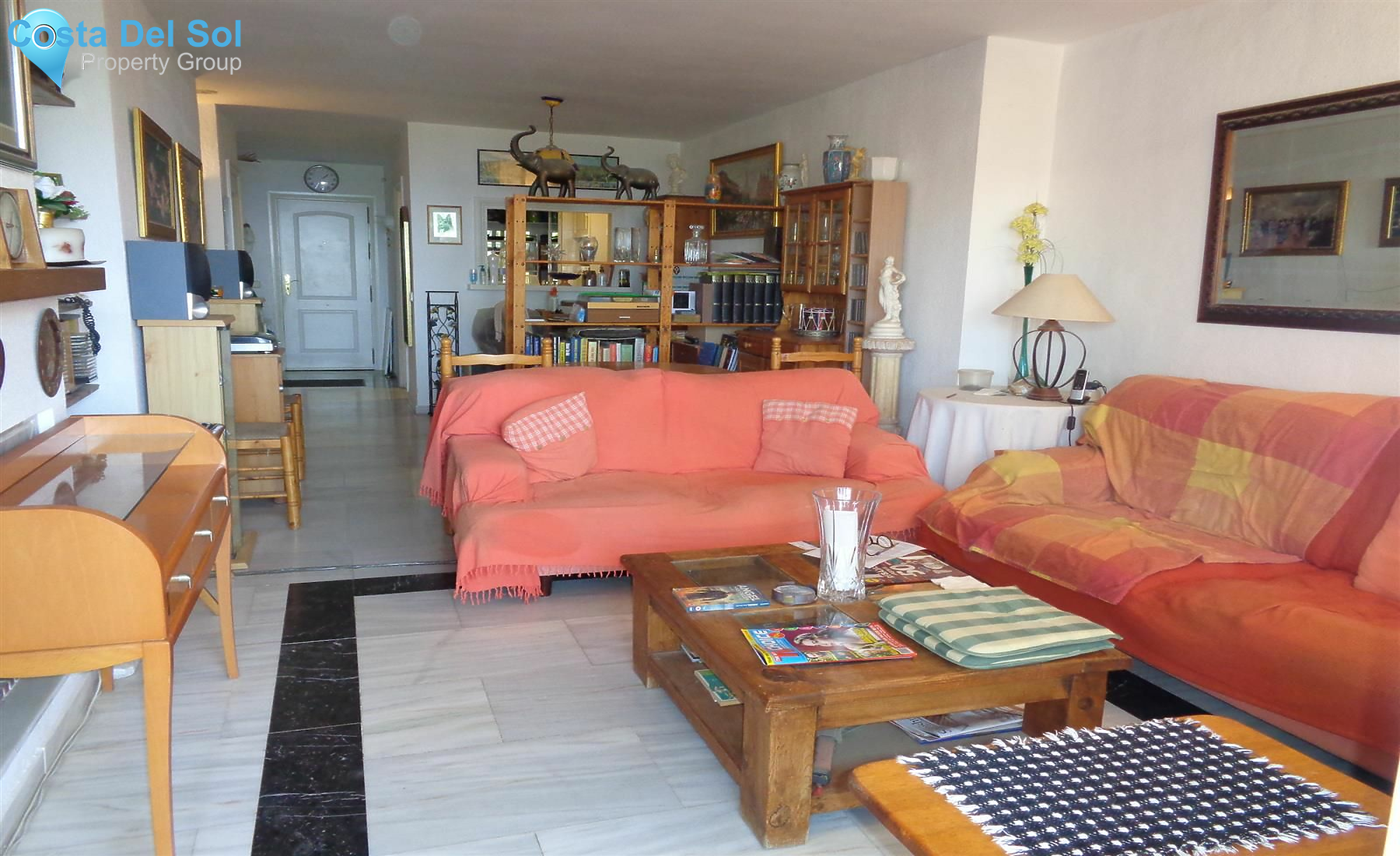 Middle Floor Apartment in Calahonda-1464927