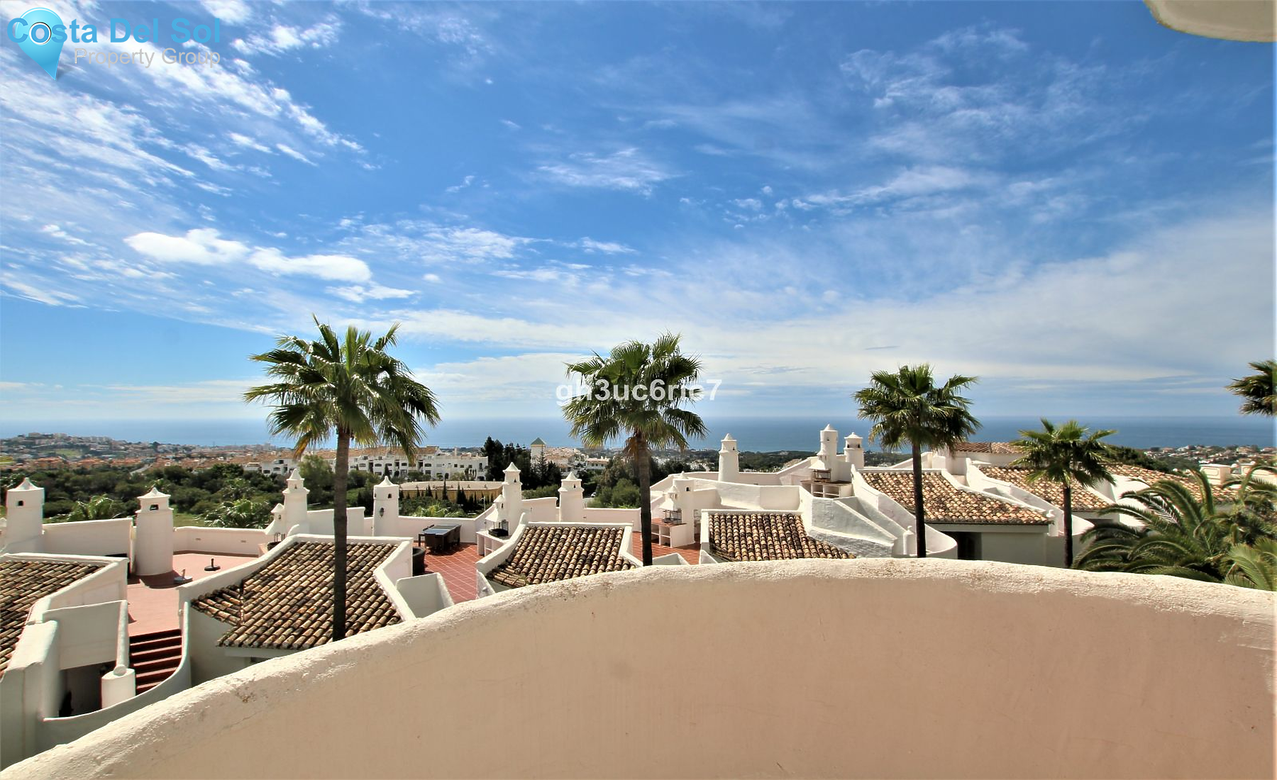 Middle Floor Apartment in Calahonda