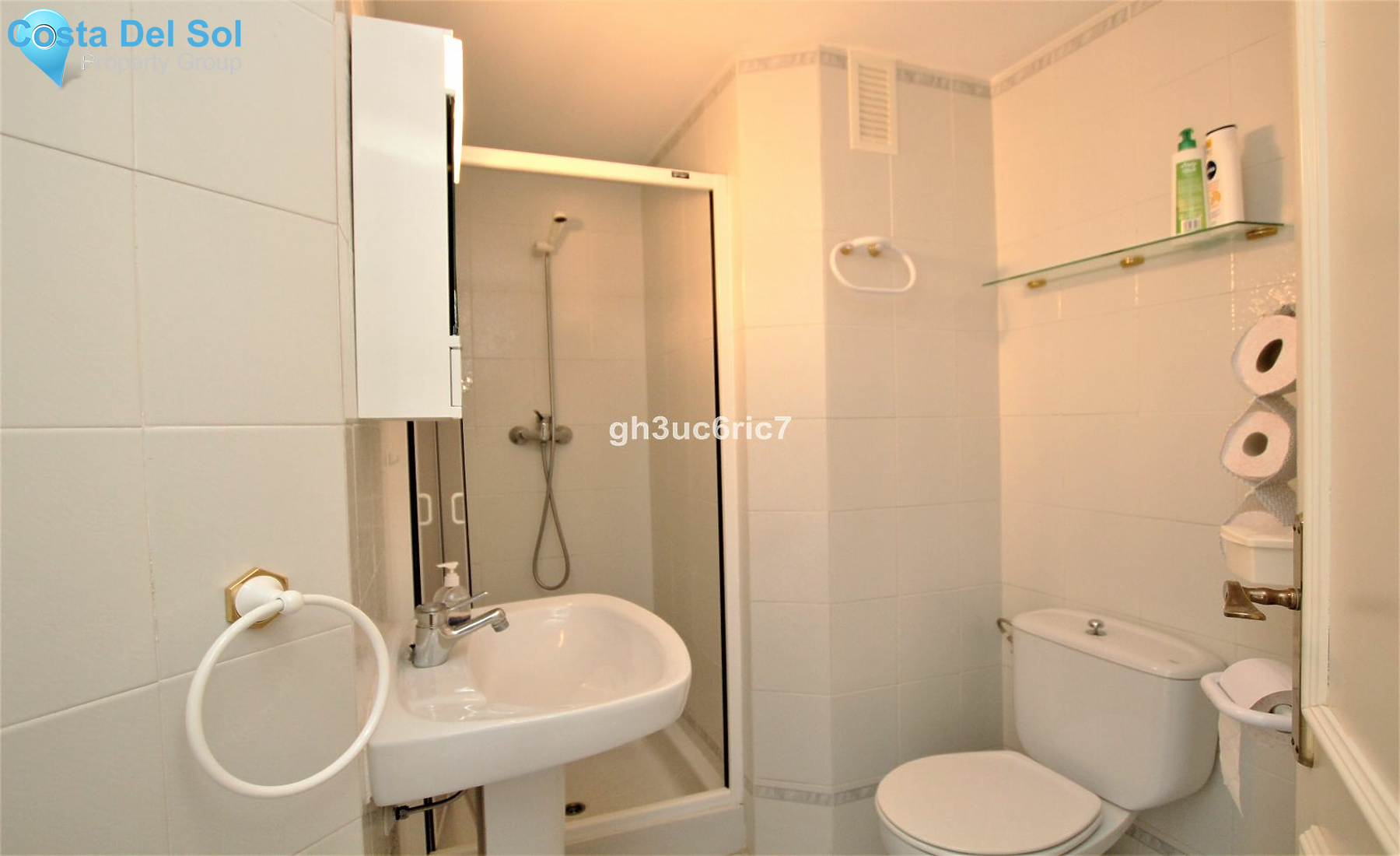 Middle Floor Apartment in Calahonda-1465365