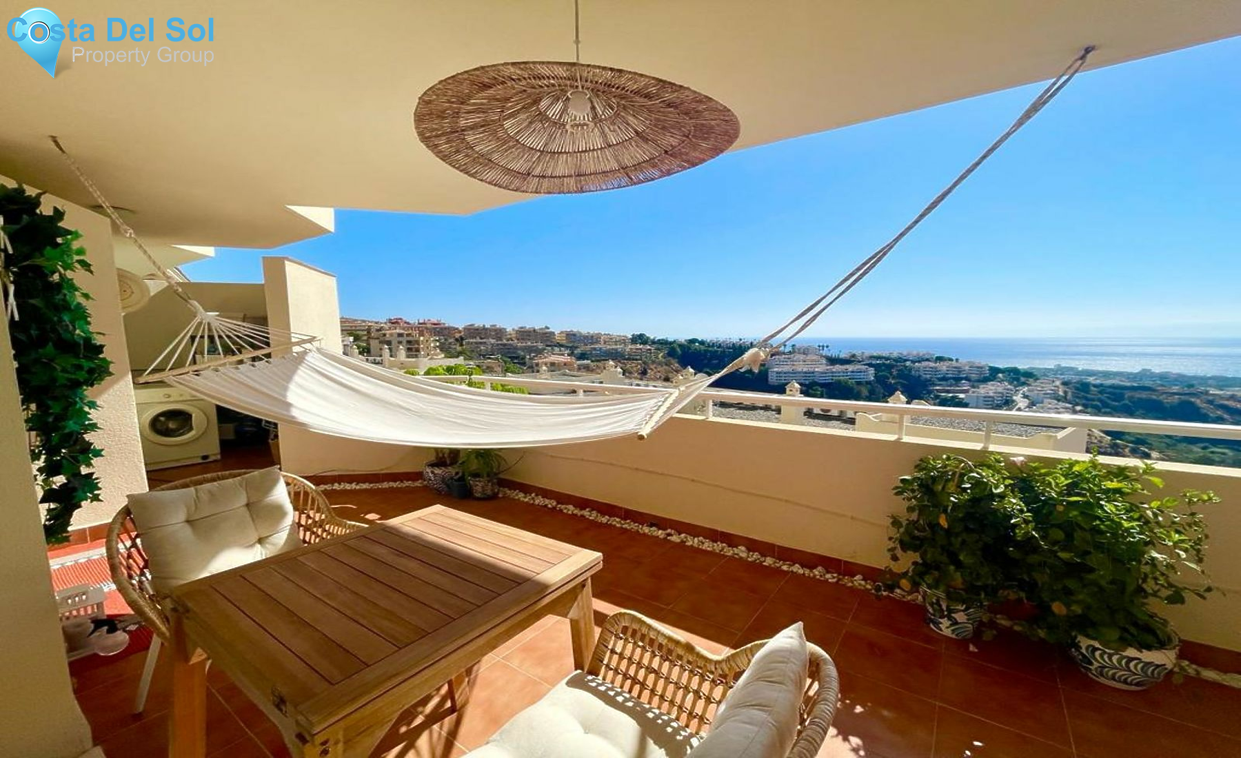 Middle Floor Apartment in Calahonda