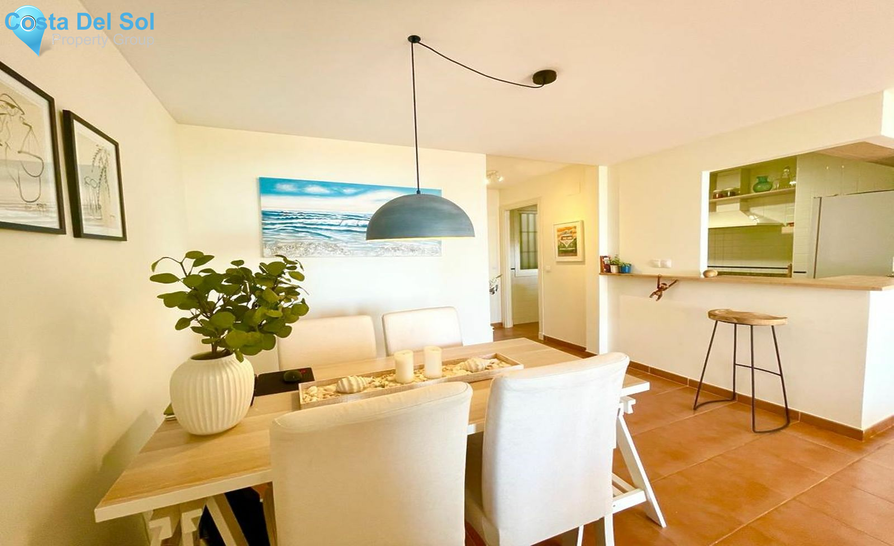 Middle Floor Apartment in Calahonda-1469756