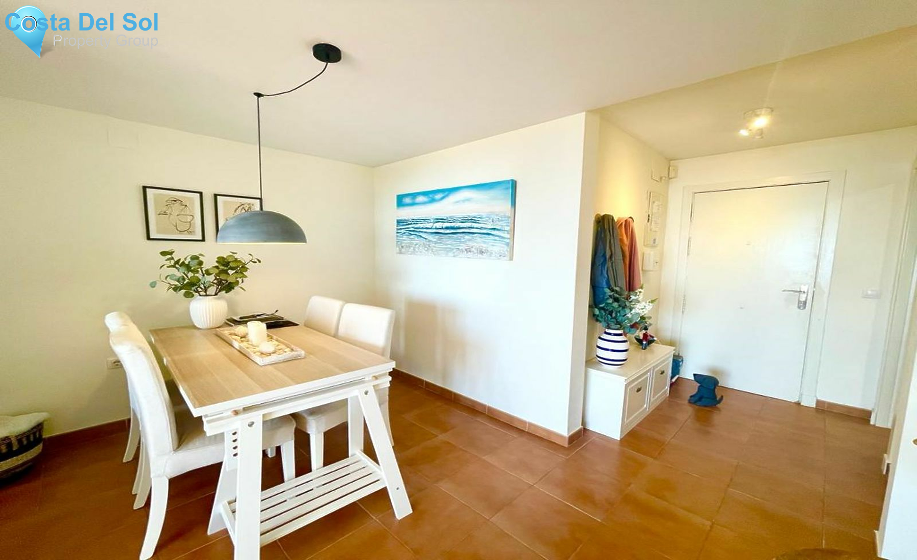 Middle Floor Apartment in Calahonda-1469757