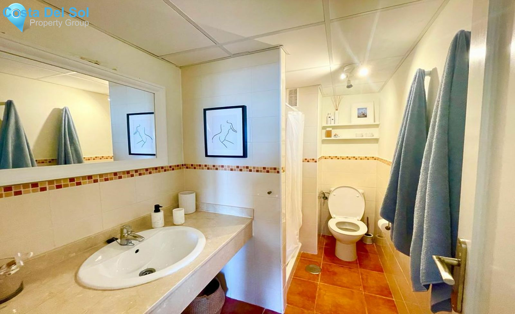 Middle Floor Apartment in Calahonda-1469759