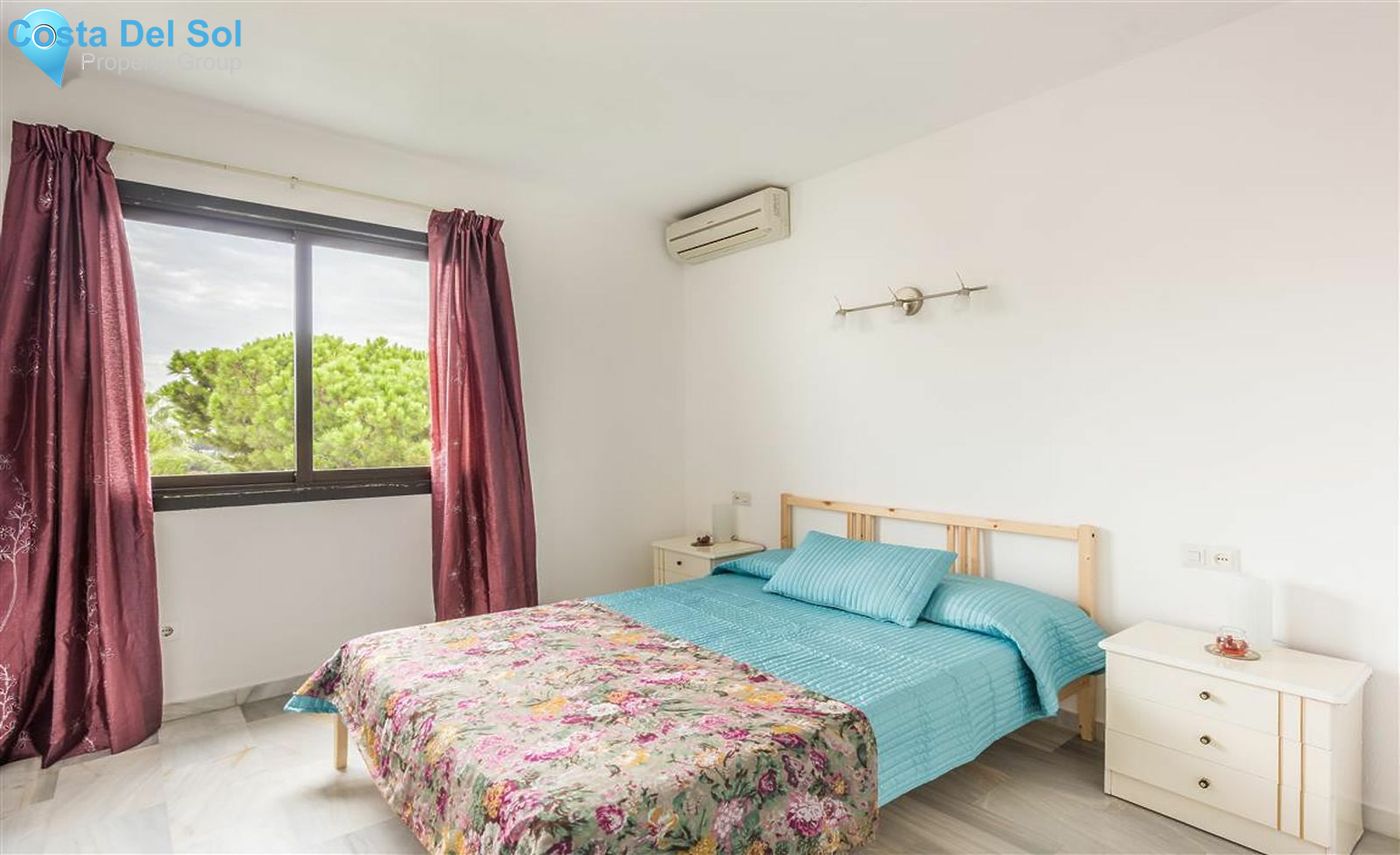 Middle Floor Apartment in Calahonda-1474190