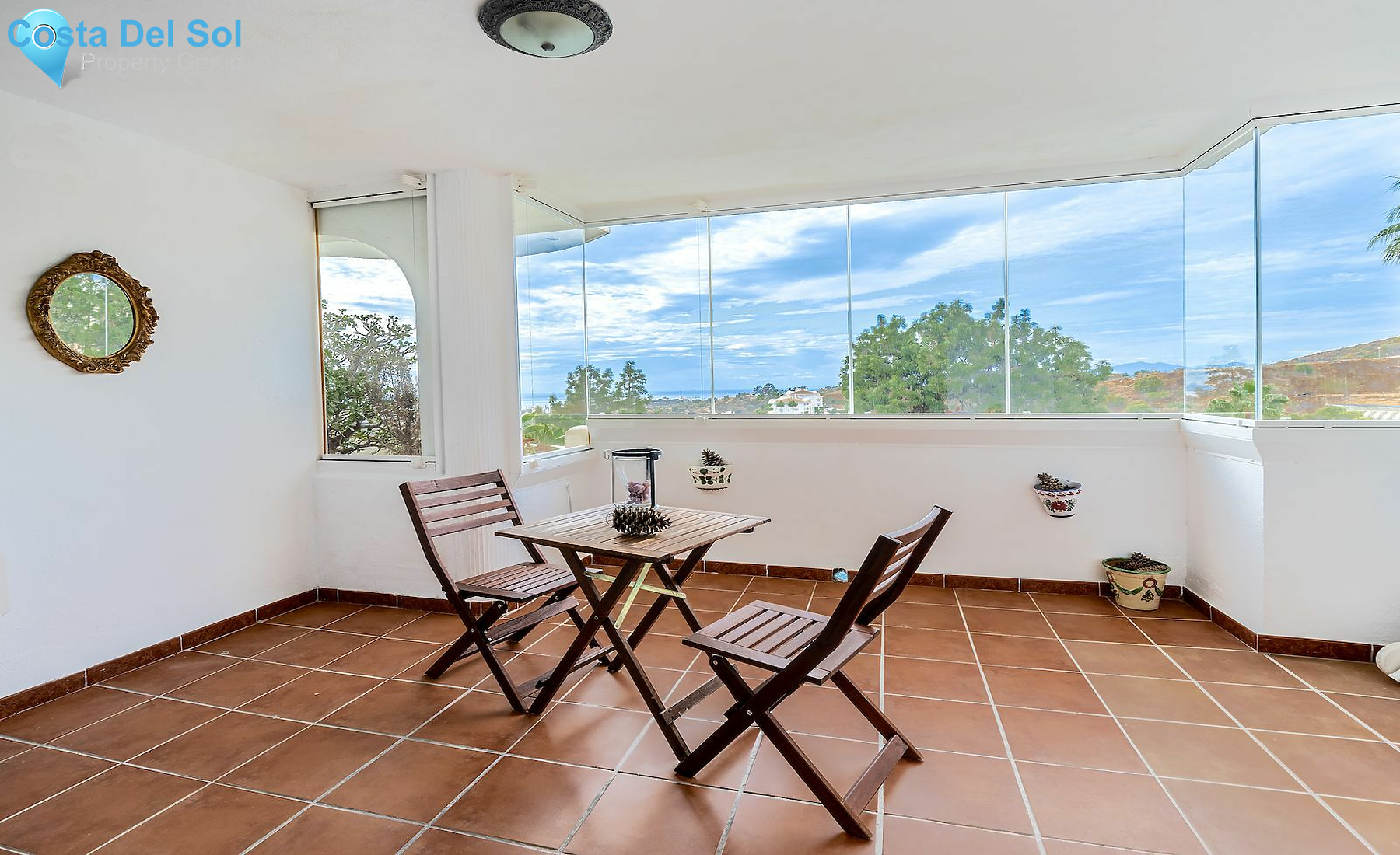 Middle Floor Apartment in Calahonda-1480374