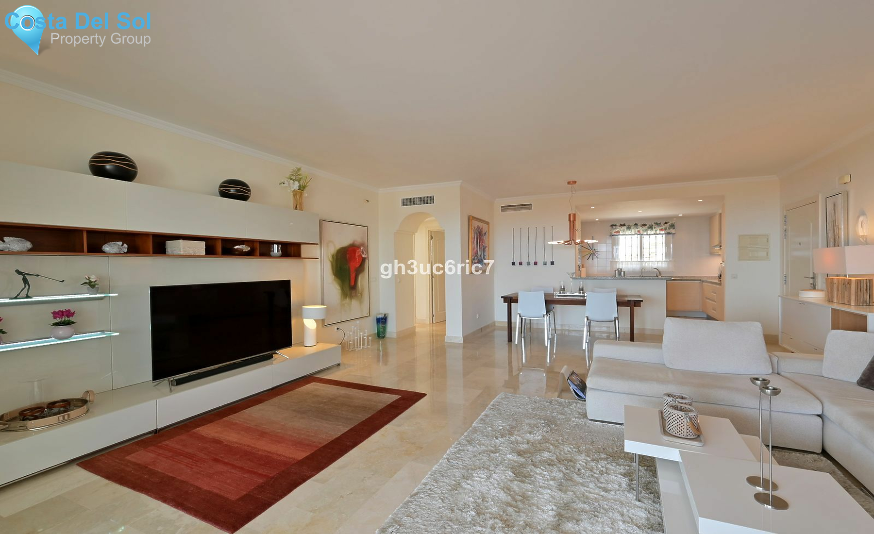 Middle Floor Apartment in Calahonda-1483110
