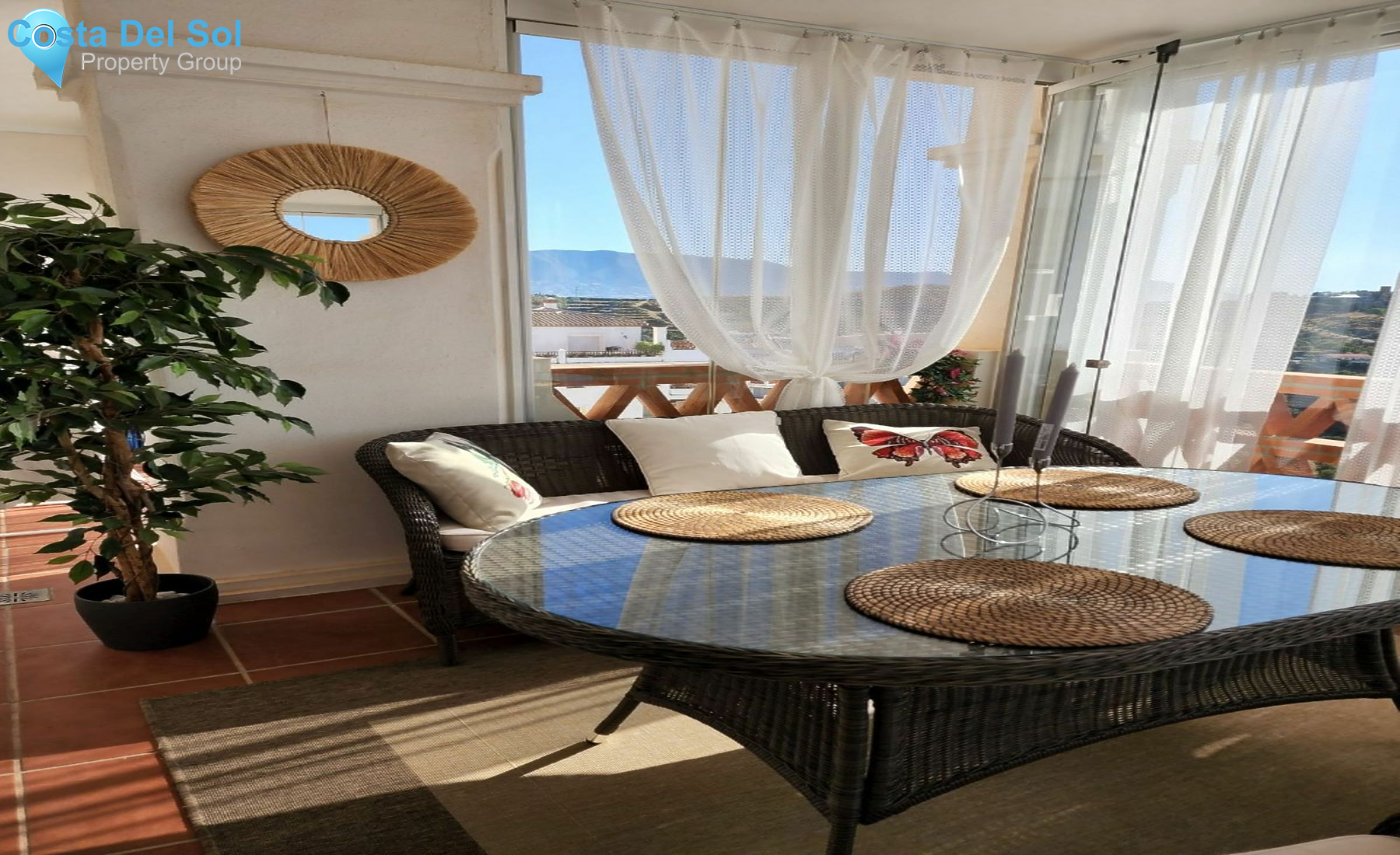 Middle Floor Apartment in Calahonda-1483826