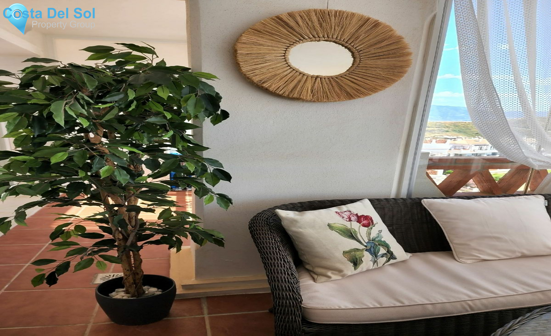 Middle Floor Apartment in Calahonda-1483827