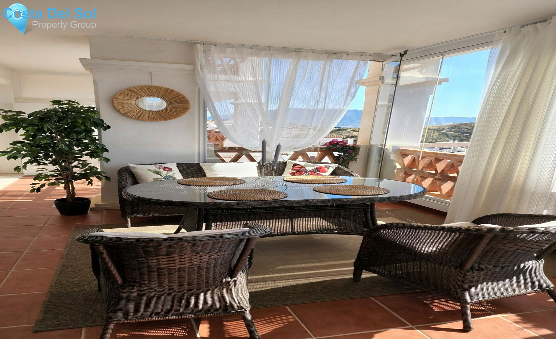 Middle Floor Apartment in Calahonda-1483828