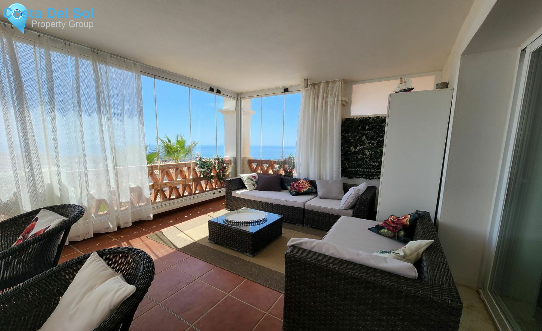 Middle Floor Apartment in Calahonda-1483830