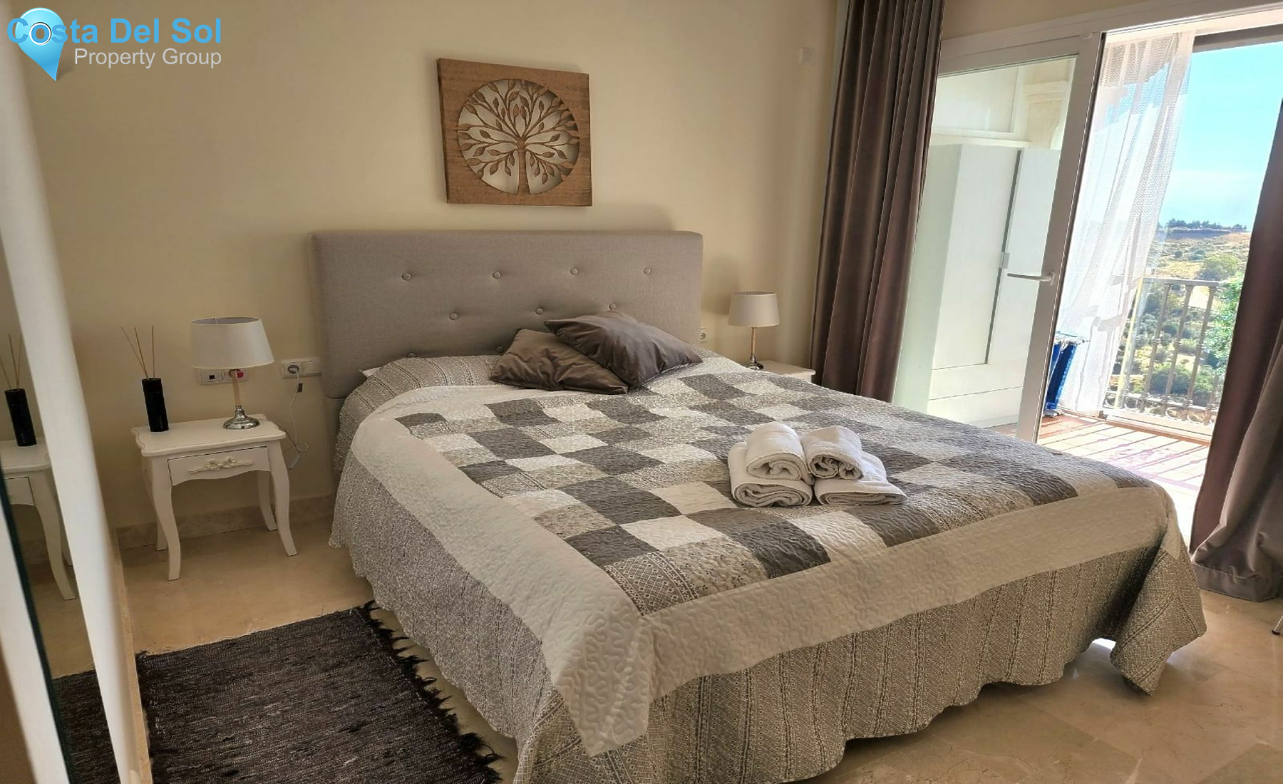 Middle Floor Apartment in Calahonda-1483819