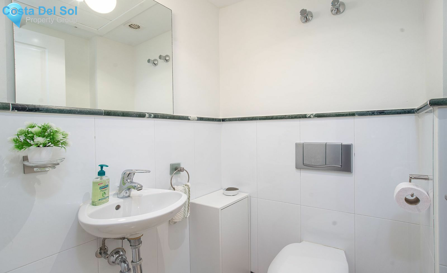 Middle Floor Apartment in Calahonda-1488596