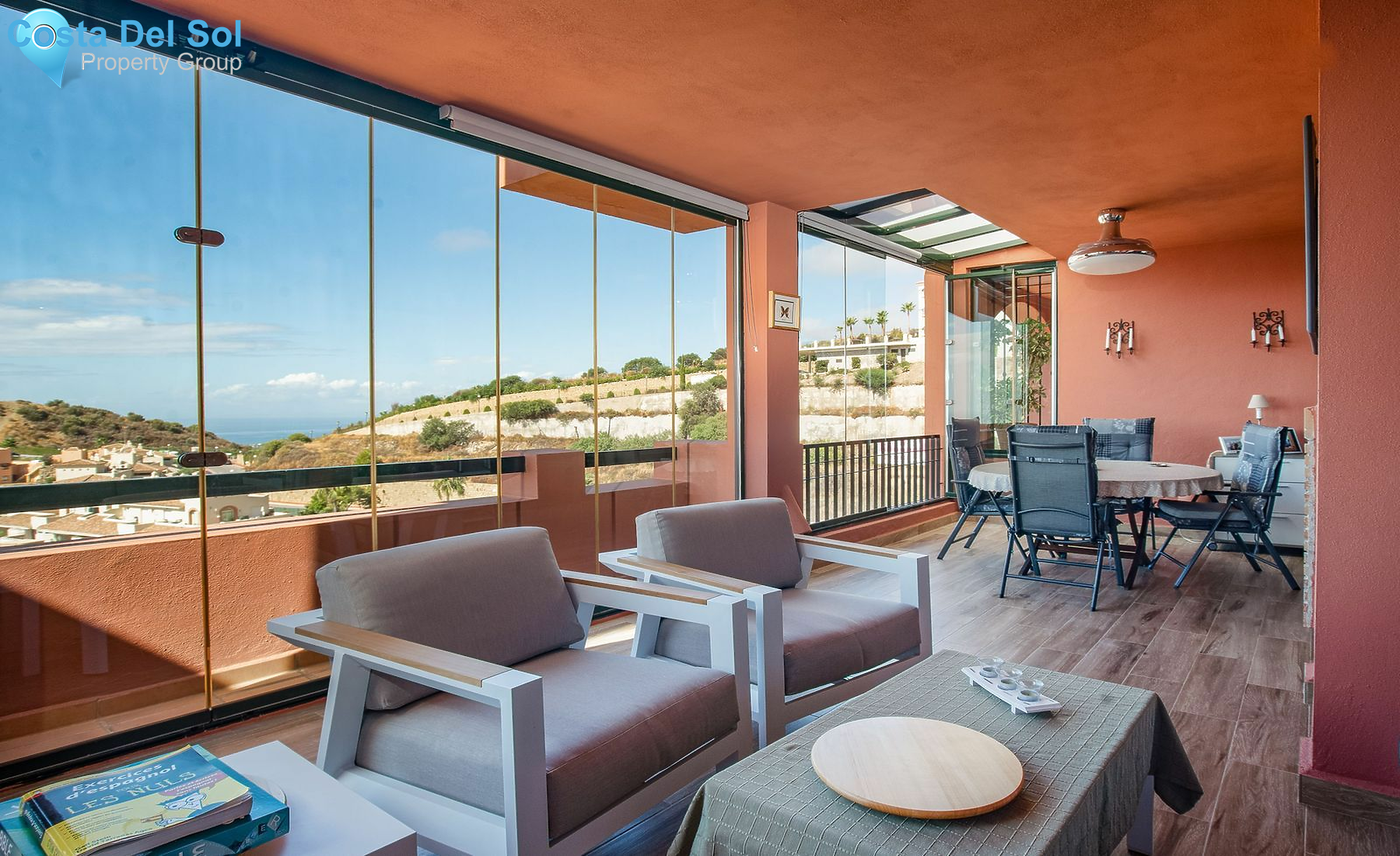 Middle Floor Apartment in Calahonda-1488592