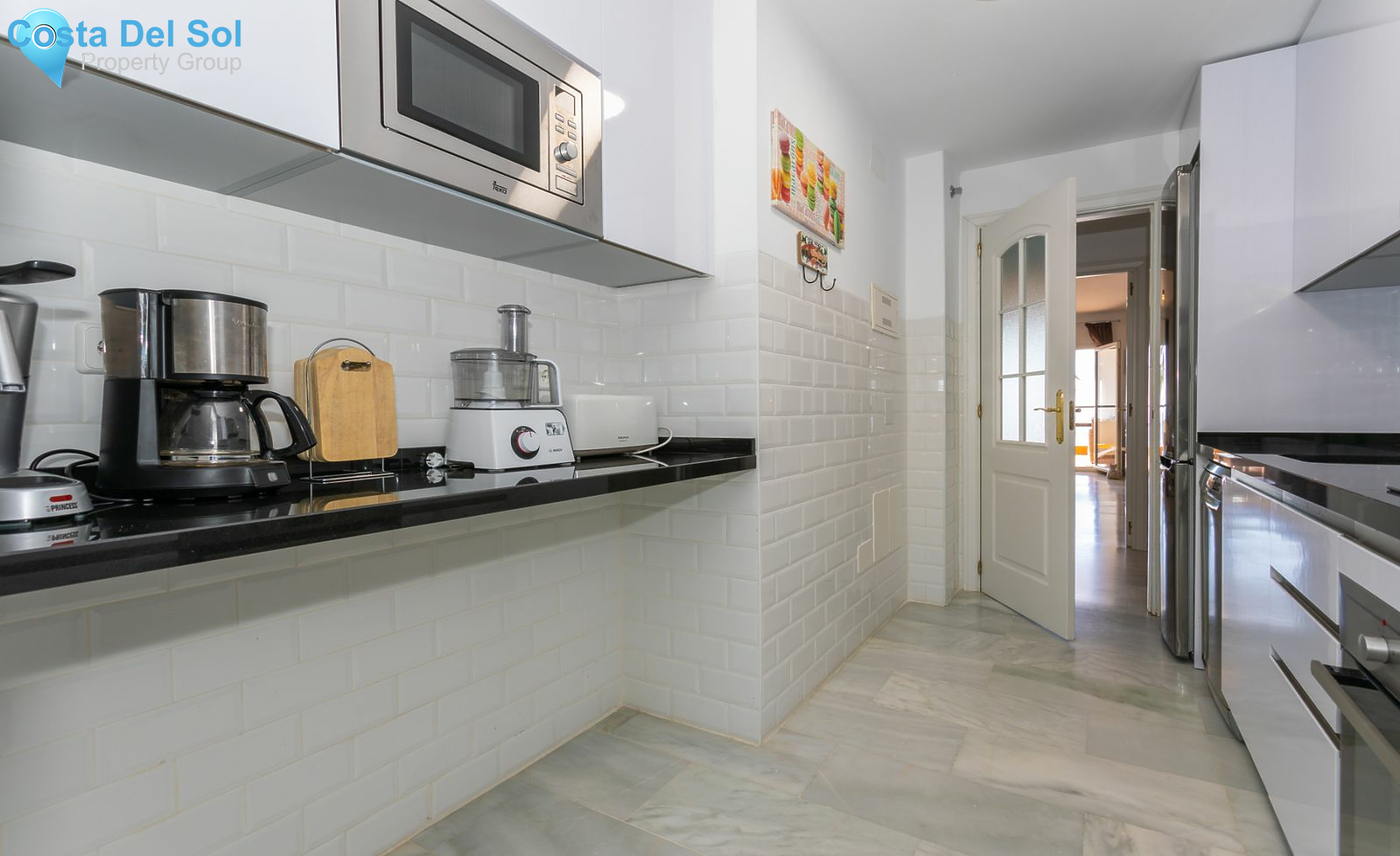 Middle Floor Apartment in Calahonda-1489675