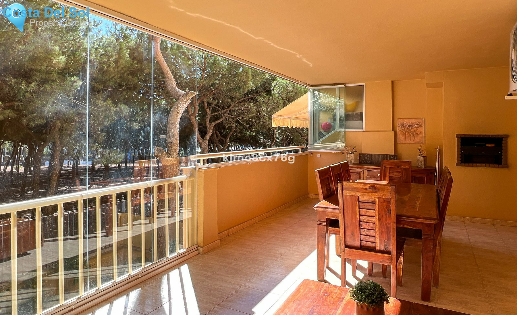 Middle Floor Apartment in Calahonda-1494704