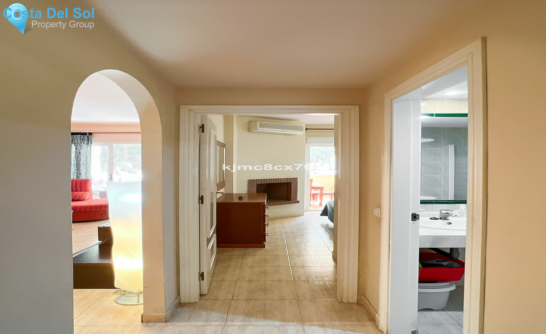 Middle Floor Apartment in Calahonda-1494713