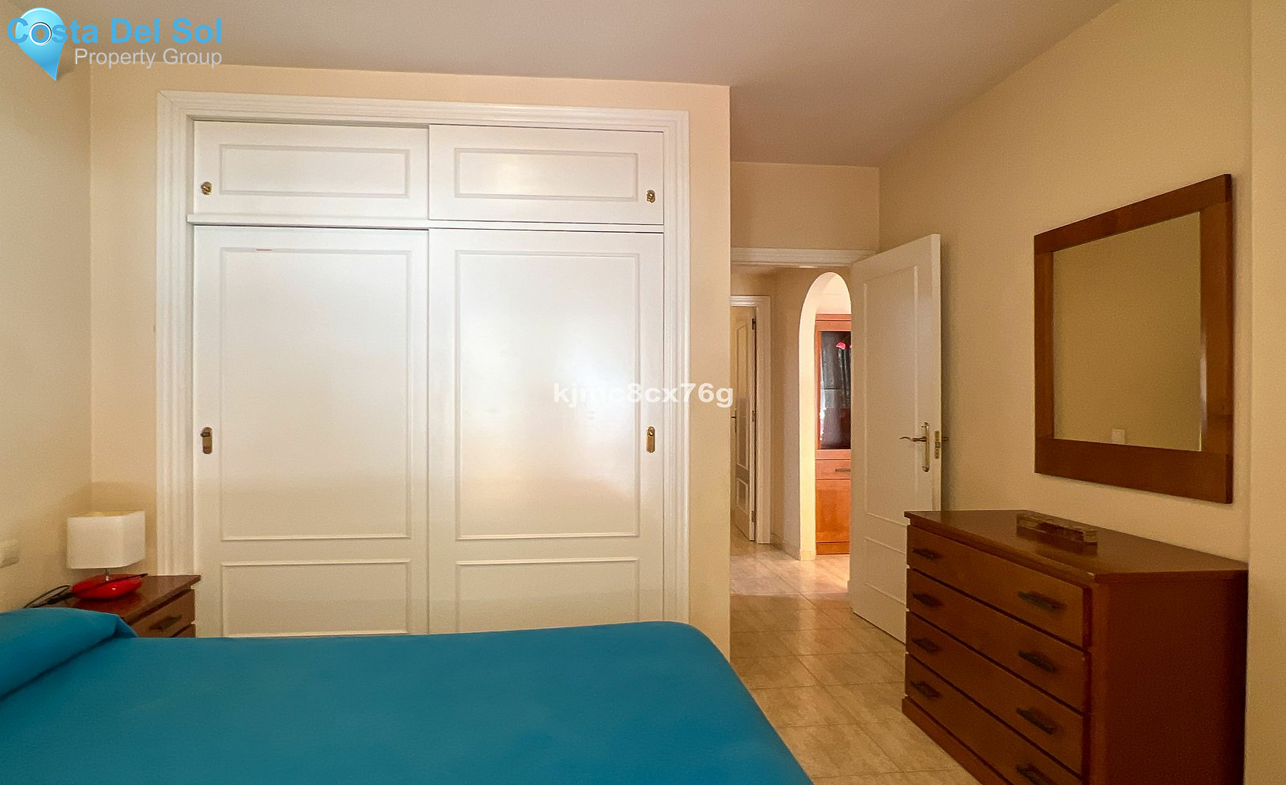 Middle Floor Apartment in Calahonda-1494715