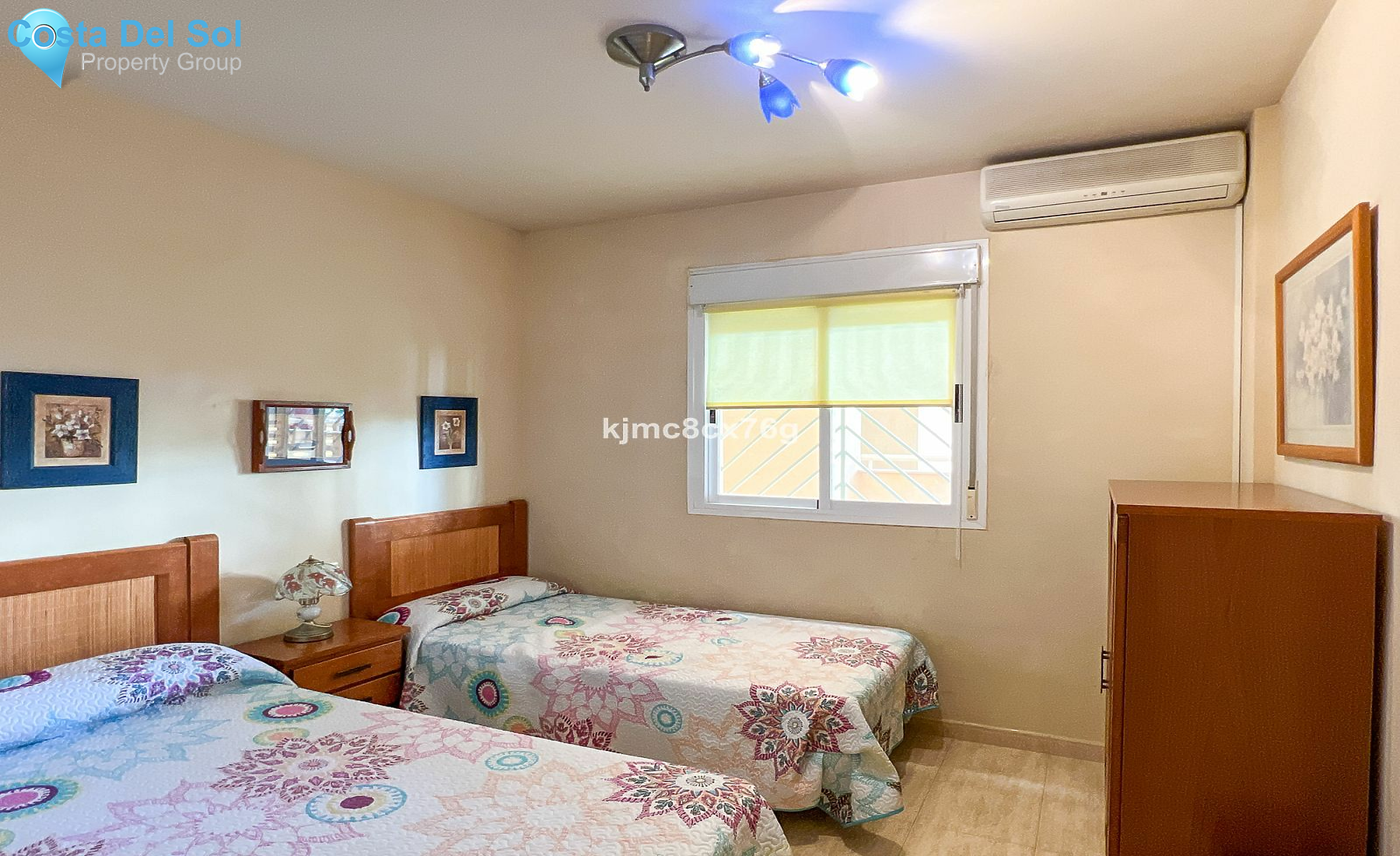 Middle Floor Apartment in Calahonda-1494718