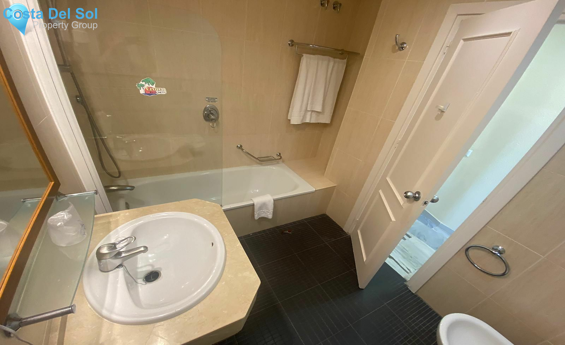 Middle Floor Apartment in Calahonda-1494898