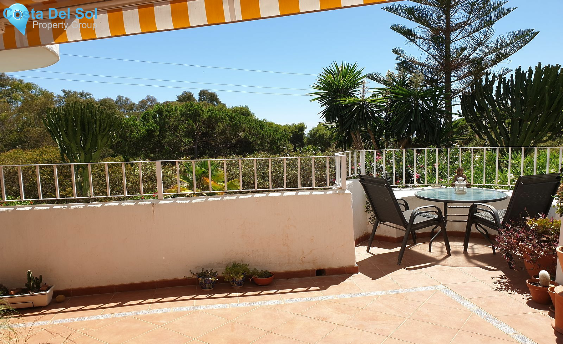 Middle Floor Apartment in Calahonda-1515989