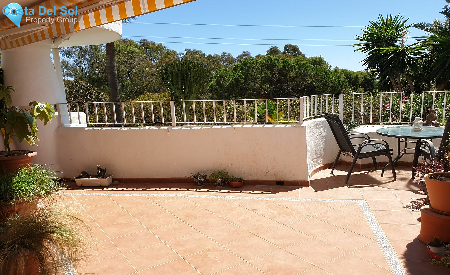 Middle Floor Apartment in Calahonda-1515990