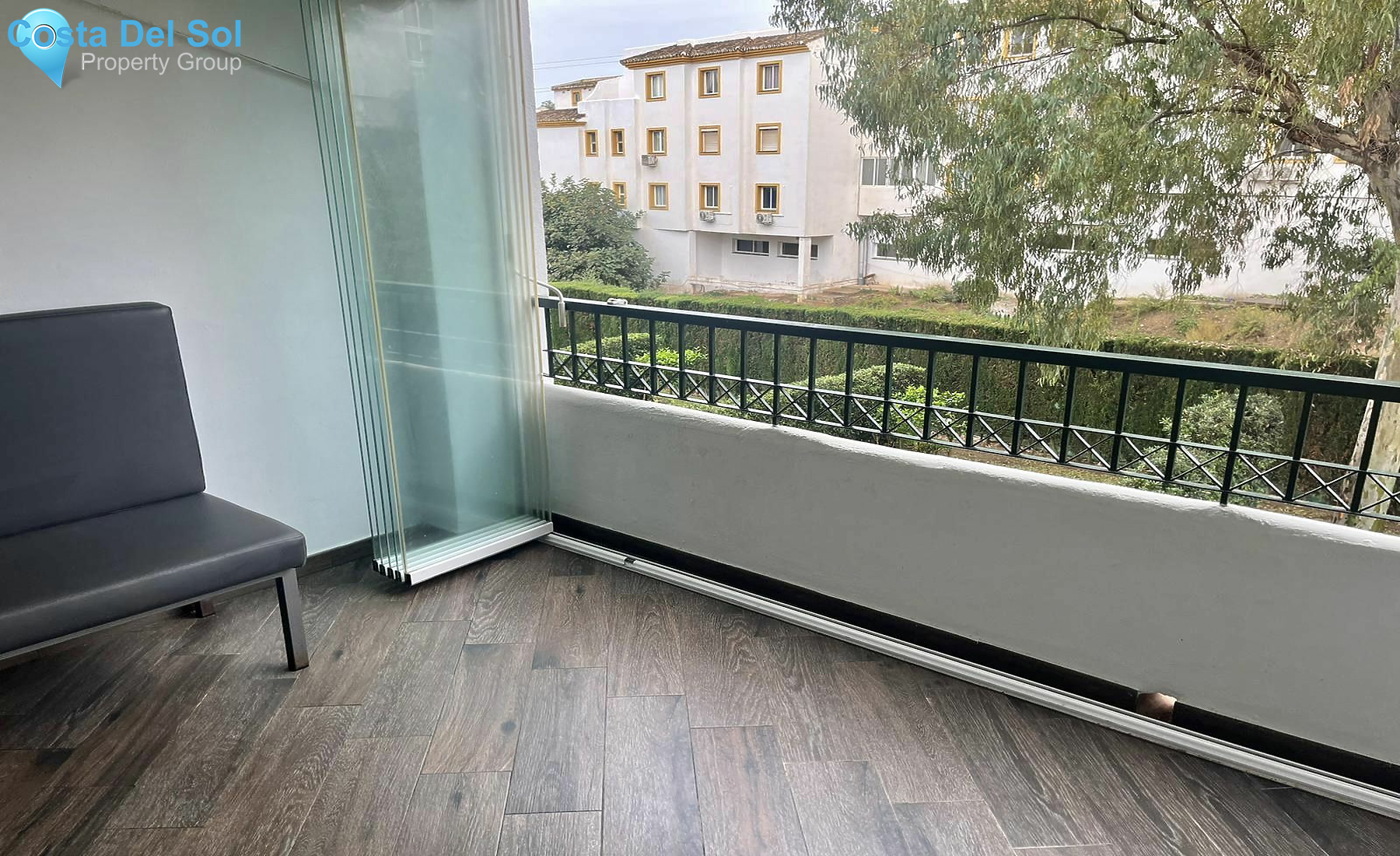 Middle Floor Apartment in Calahonda-1530314