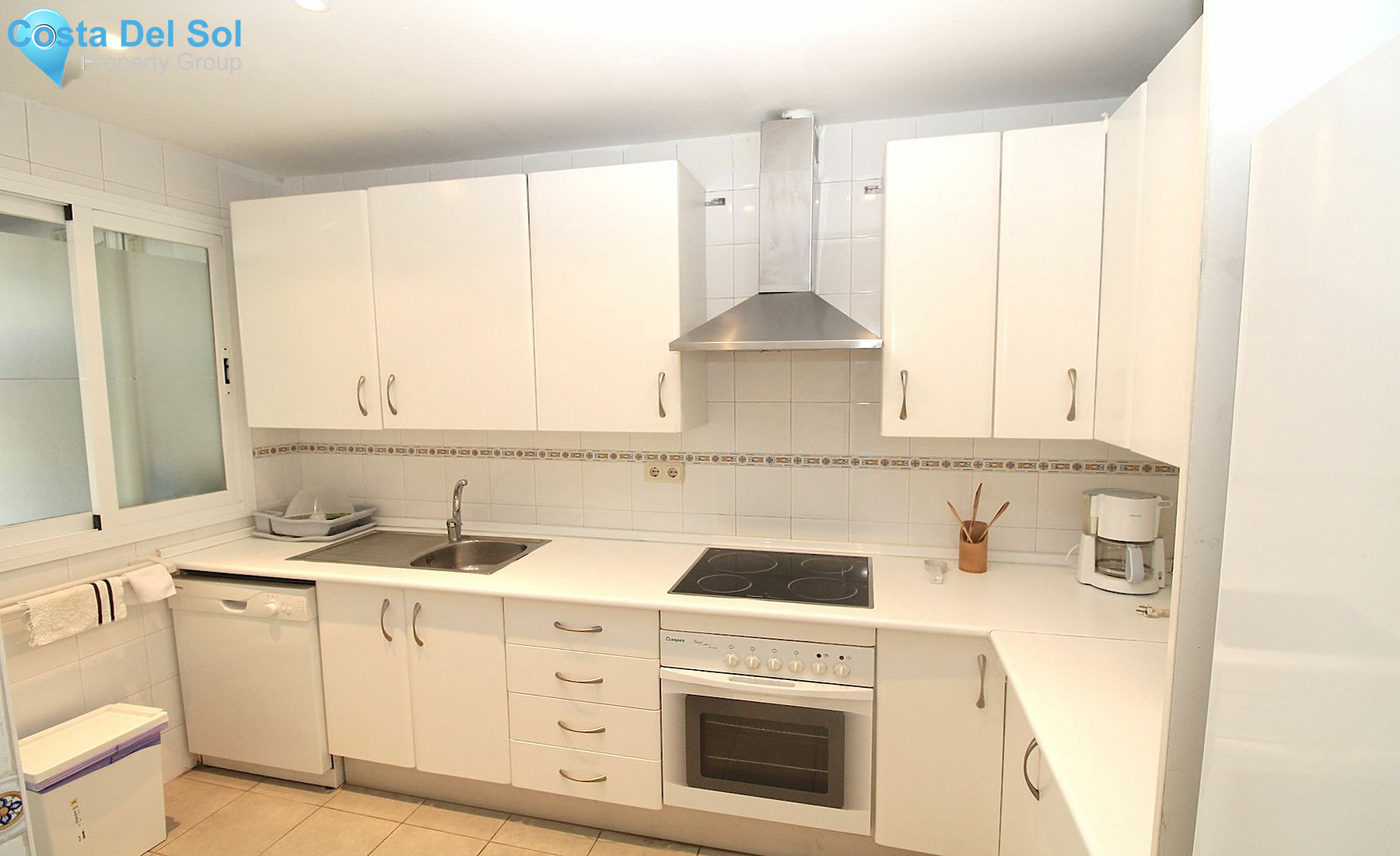 Middle Floor Apartment in Calahonda-1530475