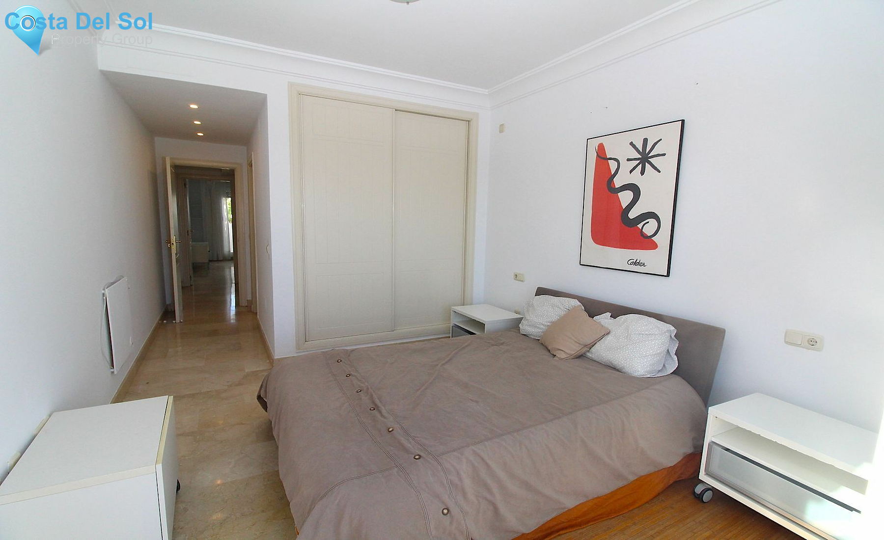 Middle Floor Apartment in Calahonda-1530466