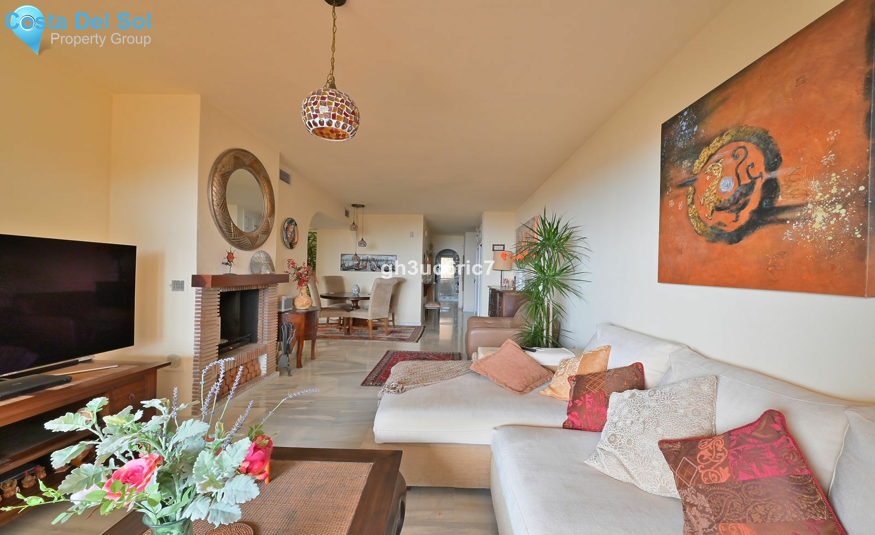 Middle Floor Apartment in Calahonda-1531917