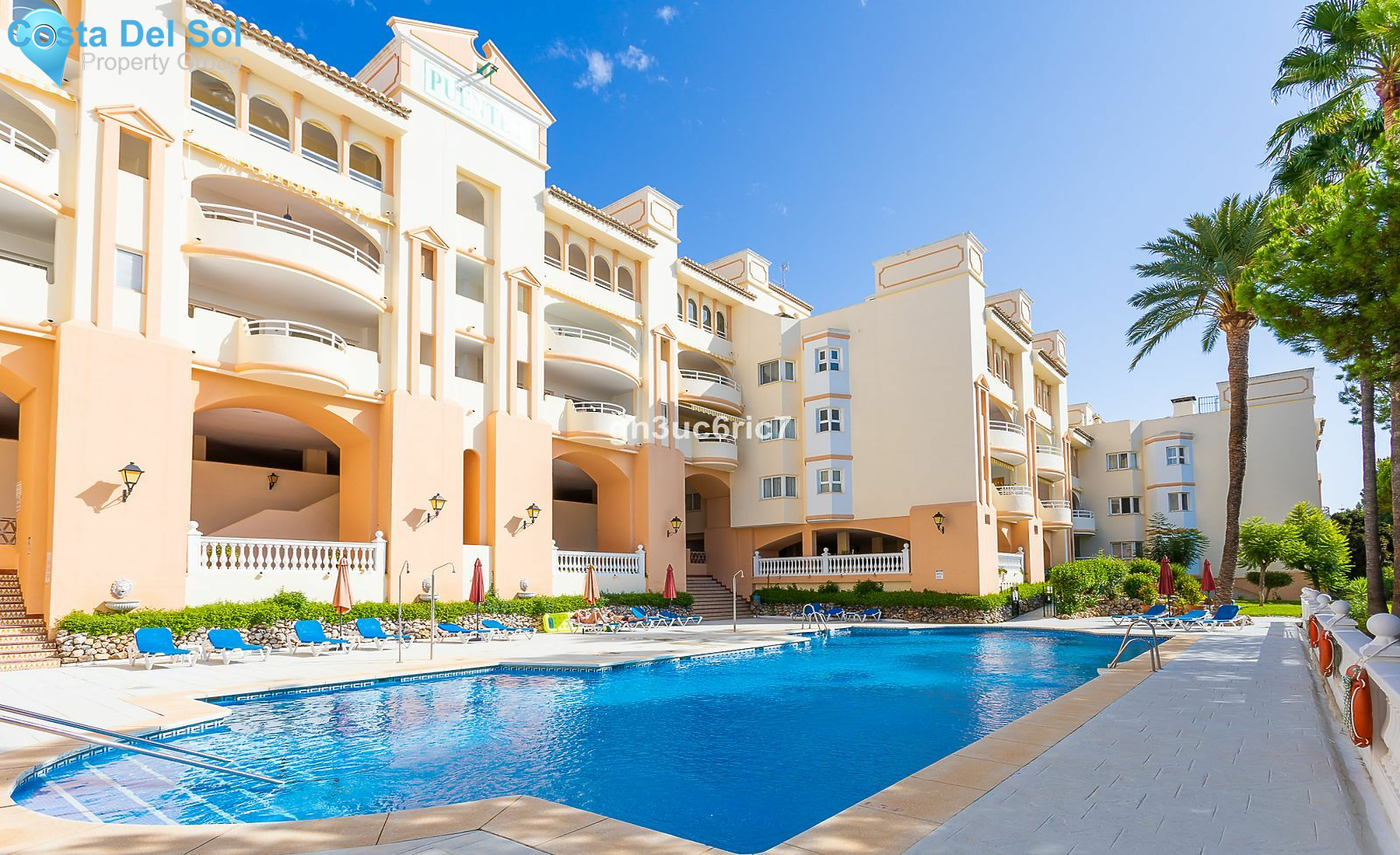 Middle Floor Apartment in Calahonda-1531927