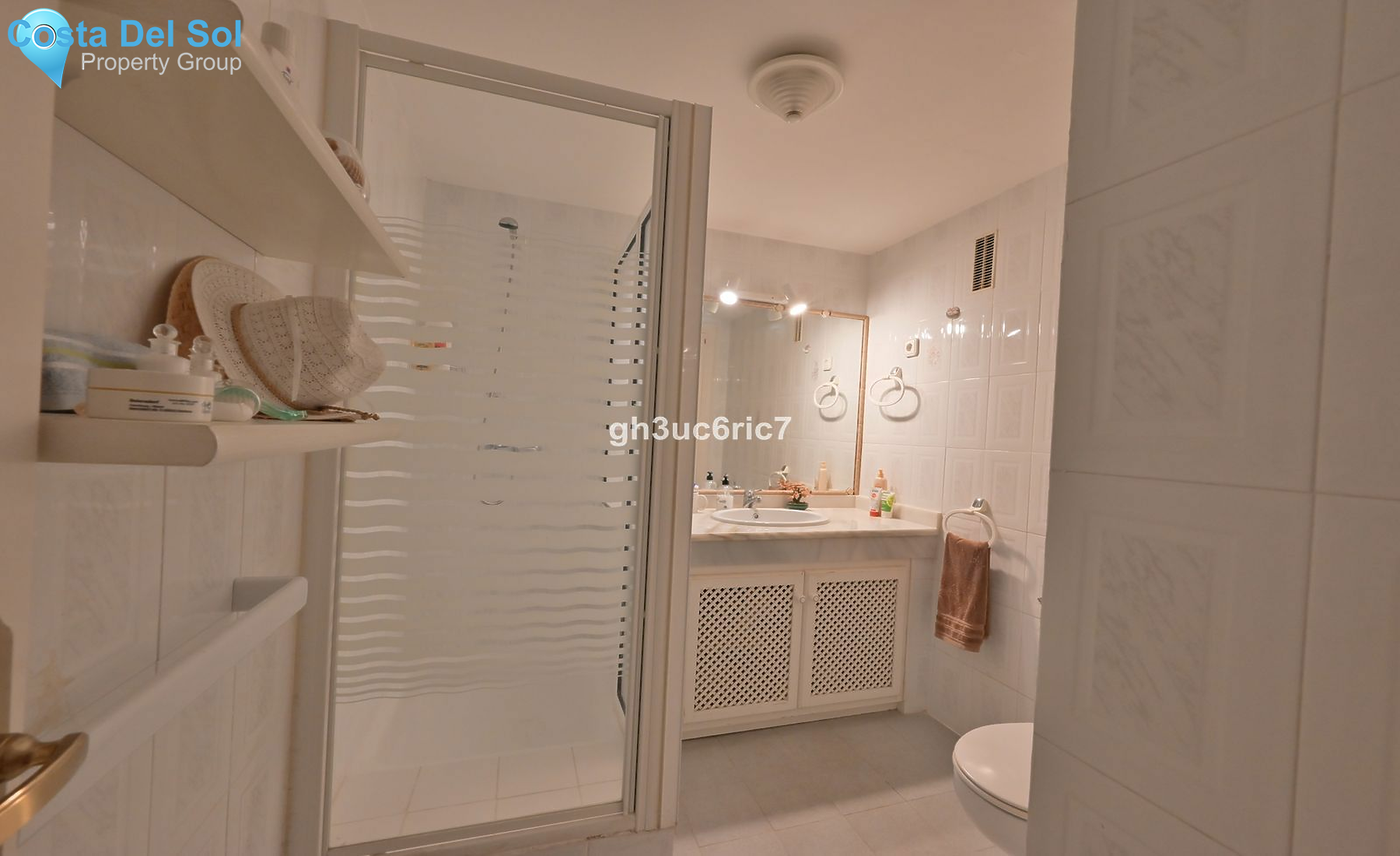 Middle Floor Apartment in Calahonda-1531928