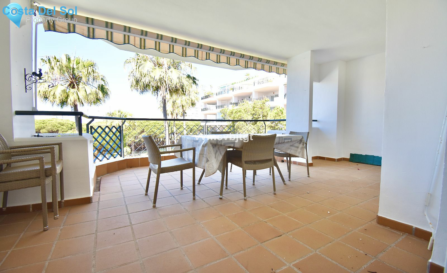 Middle Floor Apartment in Calahonda