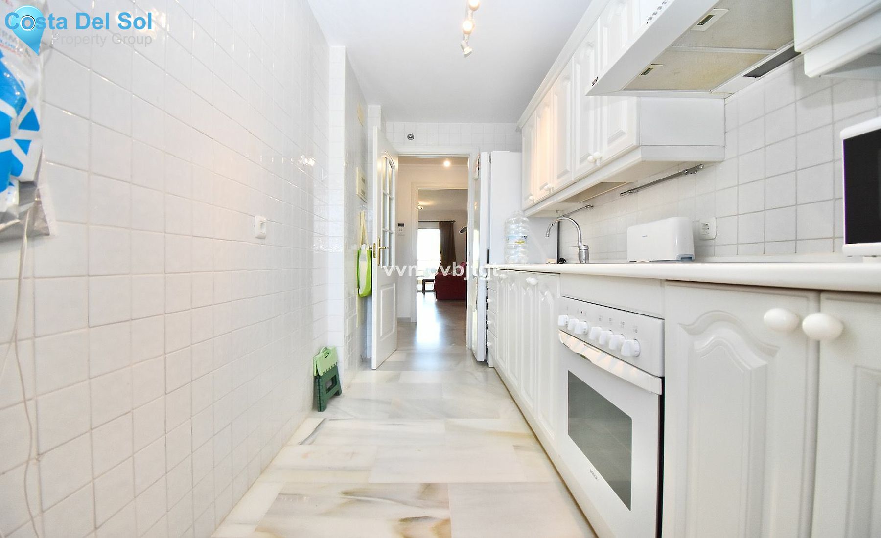 Middle Floor Apartment in Calahonda-1531989